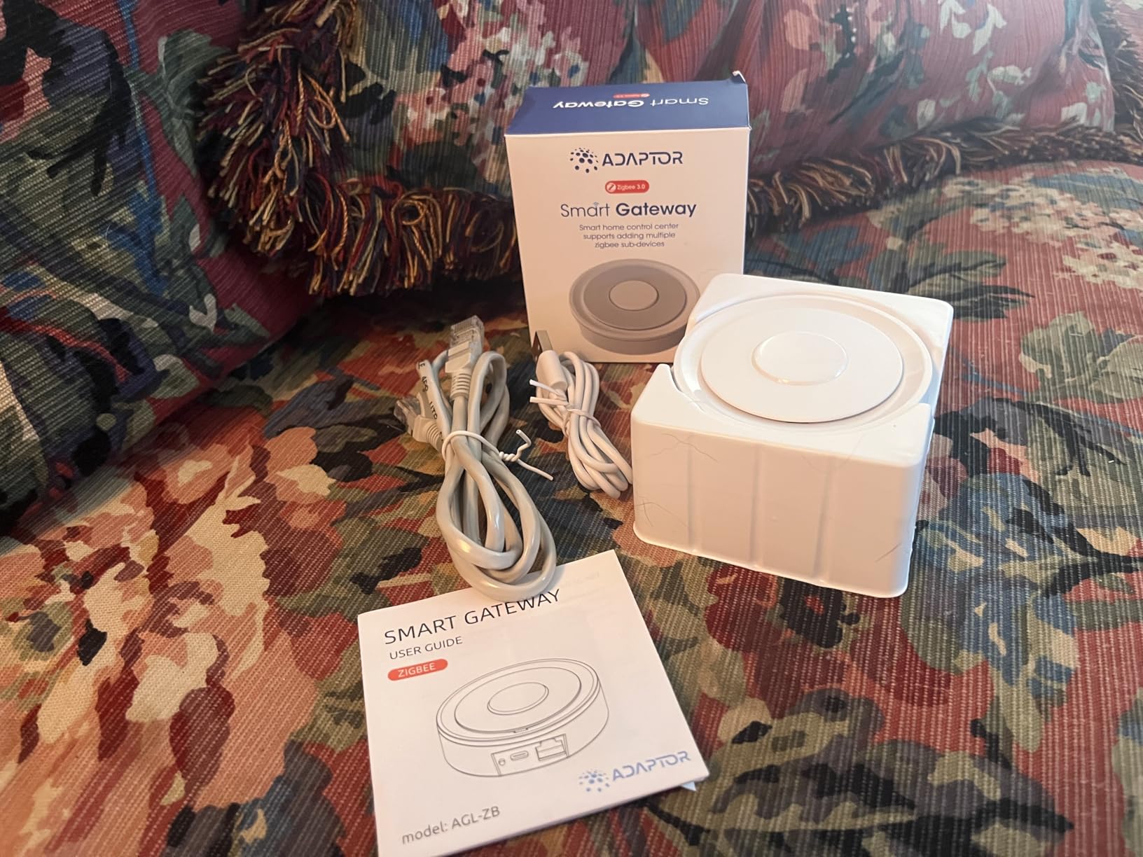 Wired Tuya Zigbee 3.0 Smart Home Hub & Gateway | Wired Zigbee gateway, Tuya smart home hub, Home Assistant compatible bridge, RJ45 Ethernet port, local device network customer photo 2