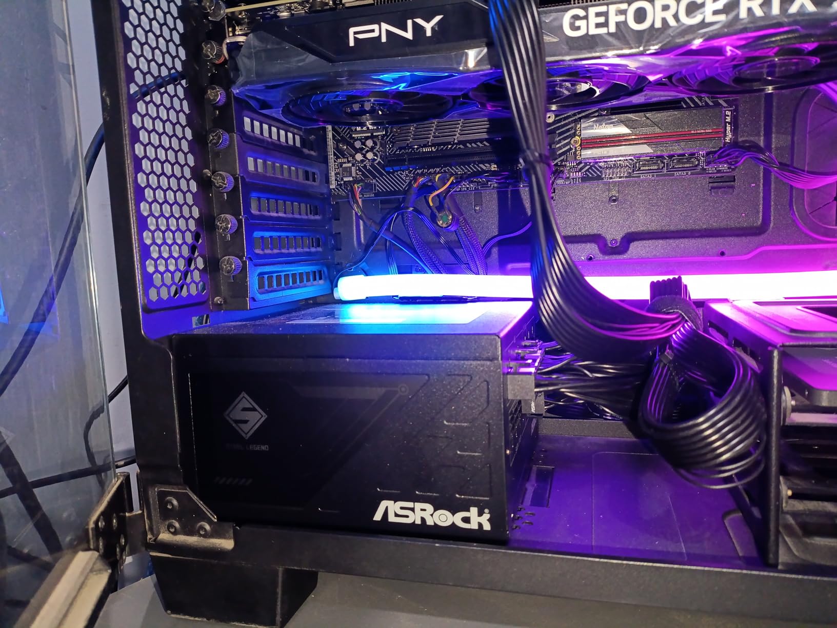 ASRock Steel Legend SL-1000G 1000W 80 Plus Gold & Cybenetics Platinum Full Modular Power Supply ATX3.1 & PCIe5.1 Ready with Dual Color 12V-2x6 Cable 10 Years Warranty customer photo 2