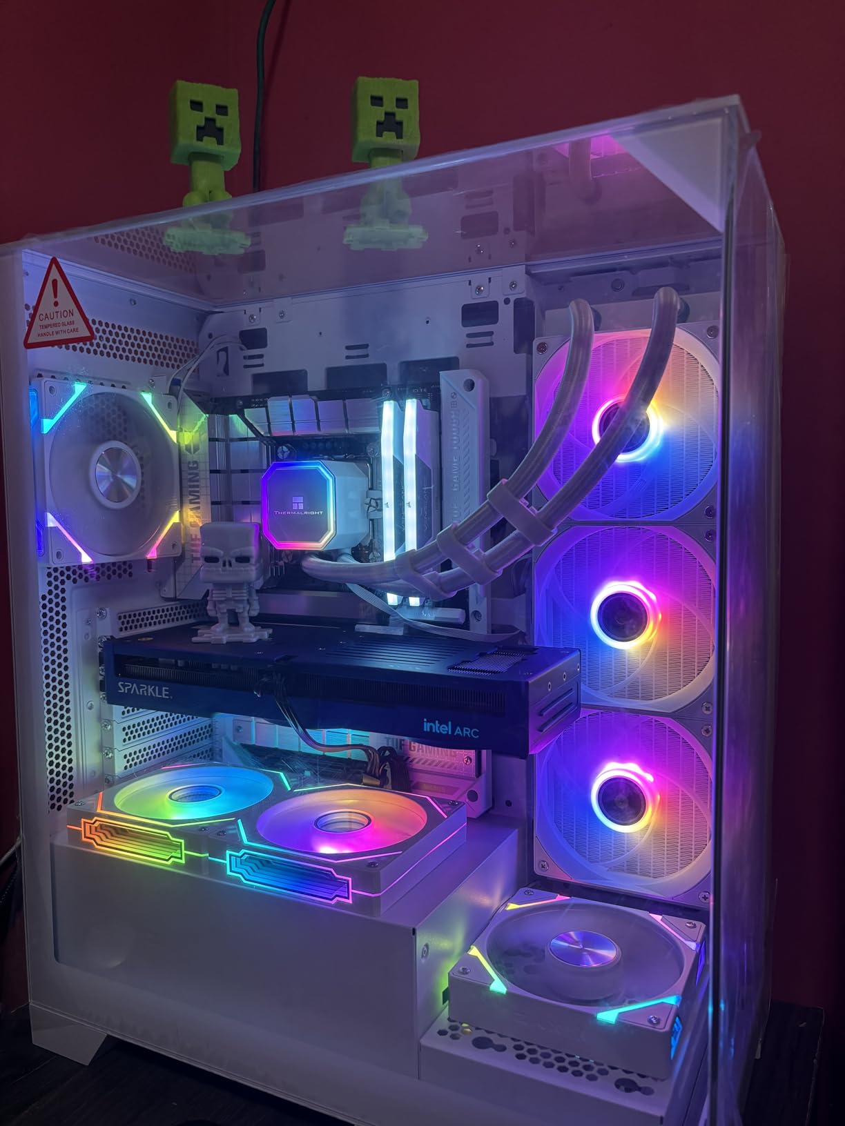 Sparkle Intel Arc B580 Titan OC, 12GB GDDR6, Torn Cooling 2.0, Axial Fan, Breathing Light, Metal Backplate, SB580T-12GOC customer photo 2