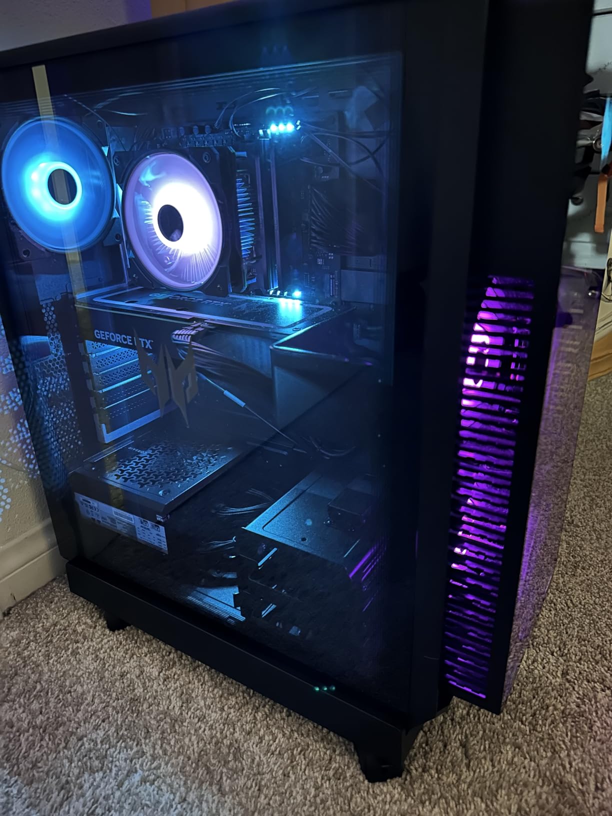 CORSAIR RM850e (2025) ATX 3.1 PCIe 5.1 Ready 850W Power Supply - Black | Native 12V-2x6 Cable Included, Low-Noise, Fully Modular, Cybenetics Gold, Modern Standby Mode customer photo 1