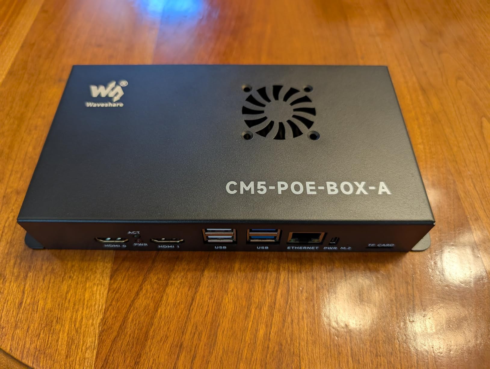 Waveshare Compute Module 5 IO Board+Case, Compatible with All Variants of Raspberry Pi CM5, with PoE Feature, Bundle with Board, Case and Power Supply customer photo 1