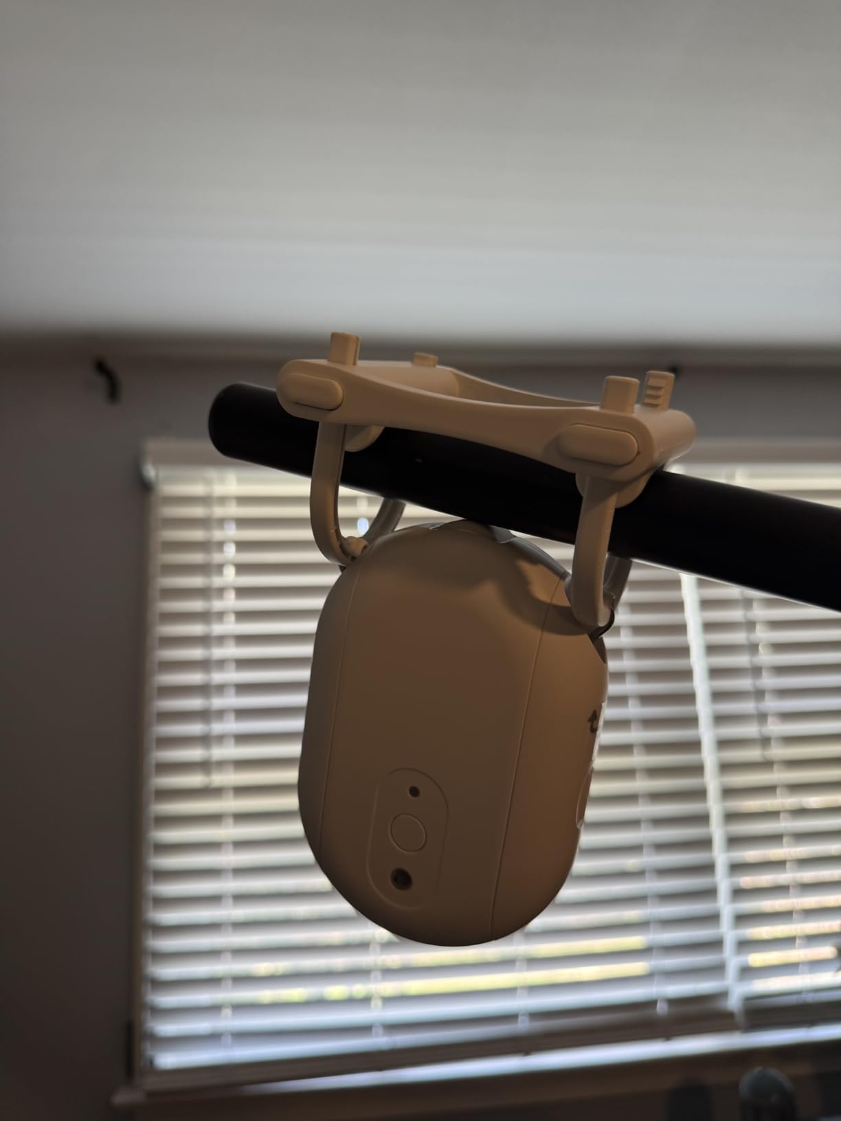 Smart Automatic Curtain Opener - Zigbee Curtain Robot for U/T Rails, Alexa/Google Home/Tuya/Smart Life customer photo 1