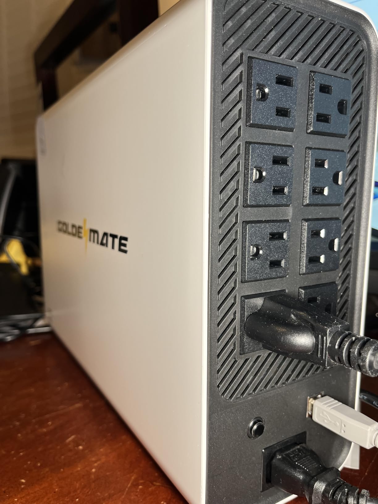 GOLDENMATE 1000VA/600W Lithium UPS Battery Backup & Surge Protector, White | Pro Version with Communication Port, Pure Sine Wave, 8 Outlets, Color LCD, 153.6Wh LiFePO4 Backup Battery for PC/NAS/Internet customer photo 2