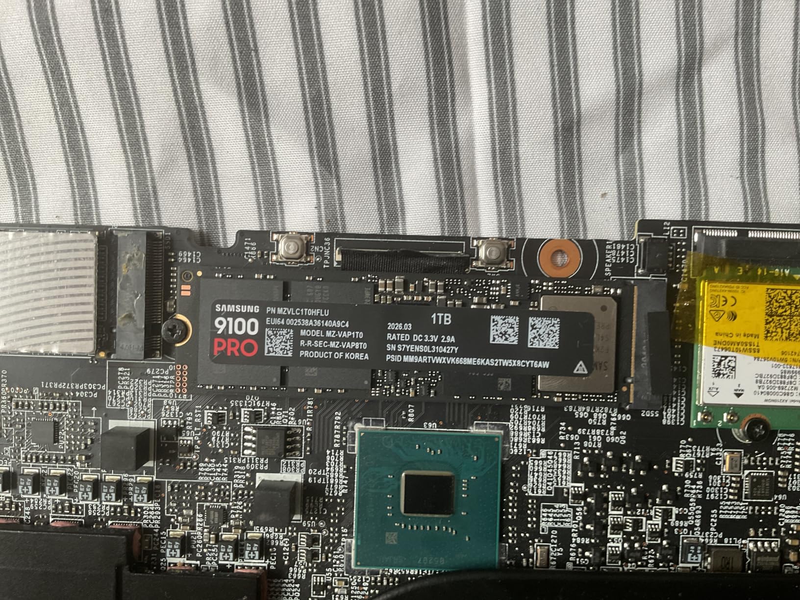 Samsung SSD 9100 PRO 8TB, PCIe 5.0x4 M.2 2280, Up to 14,800MB/s | NVMe Internal Solid State Hard Drive best for AI Computing, Gaming, and Heavy Duty Workstations (MZ VAP8T0B/AM) customer photo 1