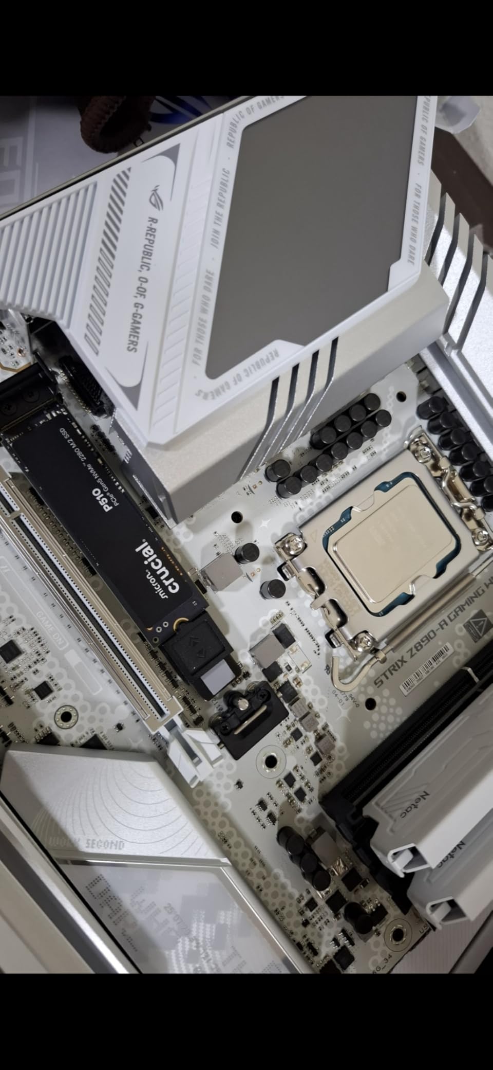 Crucial P510 PCIe Gen5 NVMe 1TB SSD, Up to 11,000MB/s, TLC NAND customer photo 2