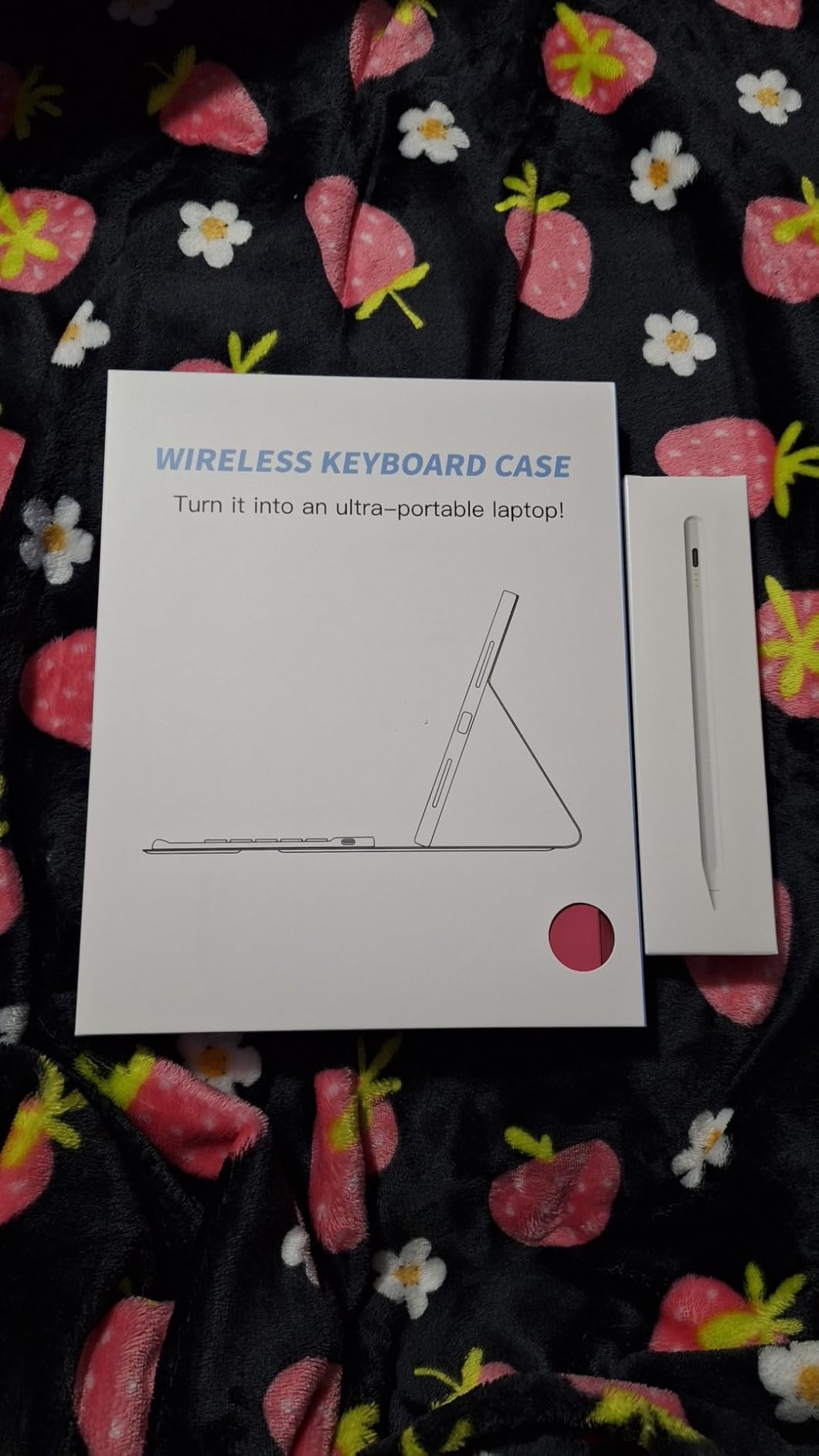 Apple iPad 11-inch: A16 chip, 11-inch Model, Liquid Retina Display, 256GB, Wi-Fi 6, 12MP Front/12MP Back Camera, Touch ID, All-Day Battery Life - Blue customer photo 2