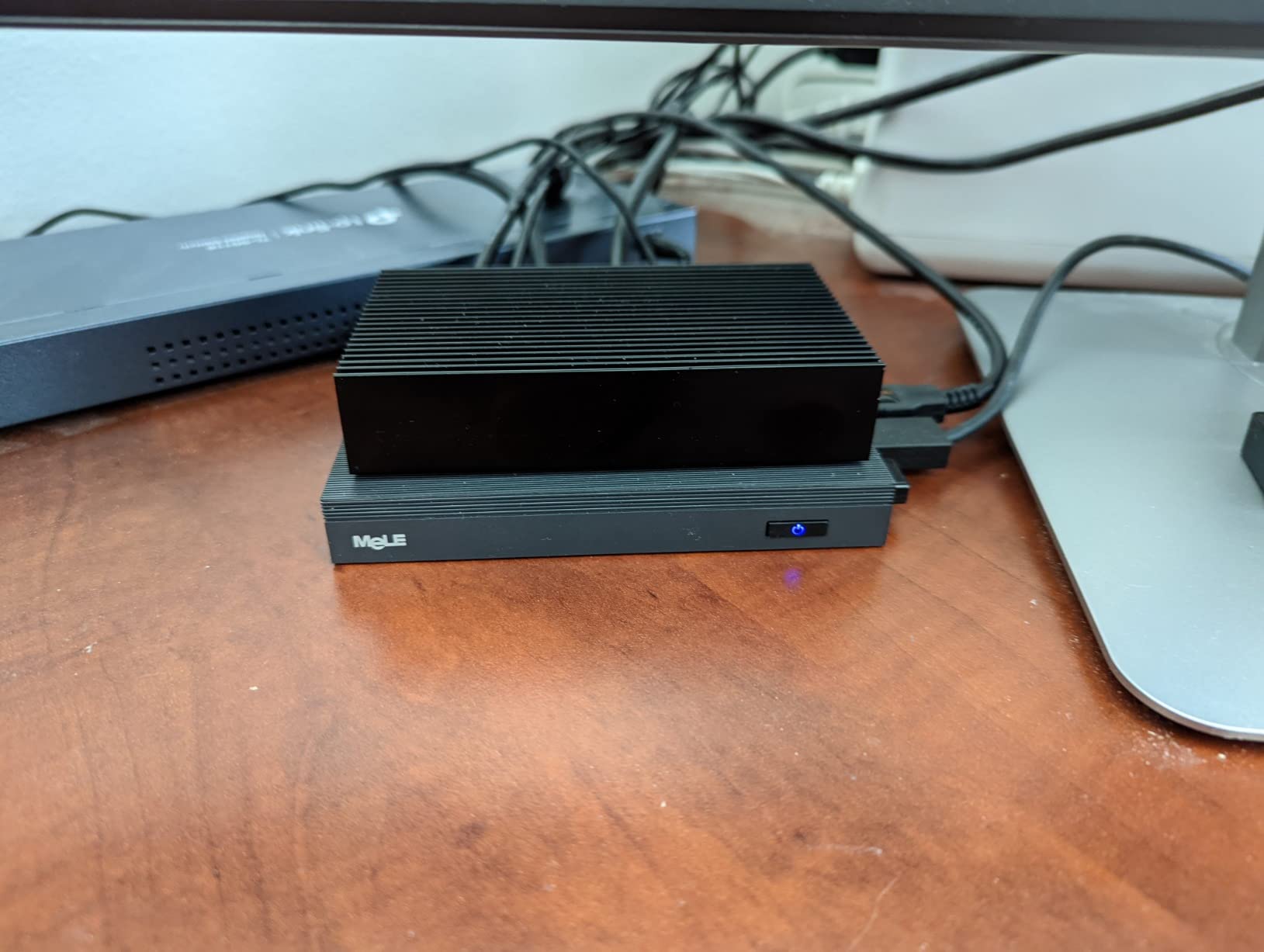 MeLE Quieter4C N150 Fanless Mini PC with Win-11-Pro 16GB RAM DDR4 512GB SSD | Dual HDMI+USB-C 4K Triple Display|WiFi 5 BT5.1|0dB Silent|Auto Power On WoL|VESA Mount|Industrial Business Astrophotography customer photo 2