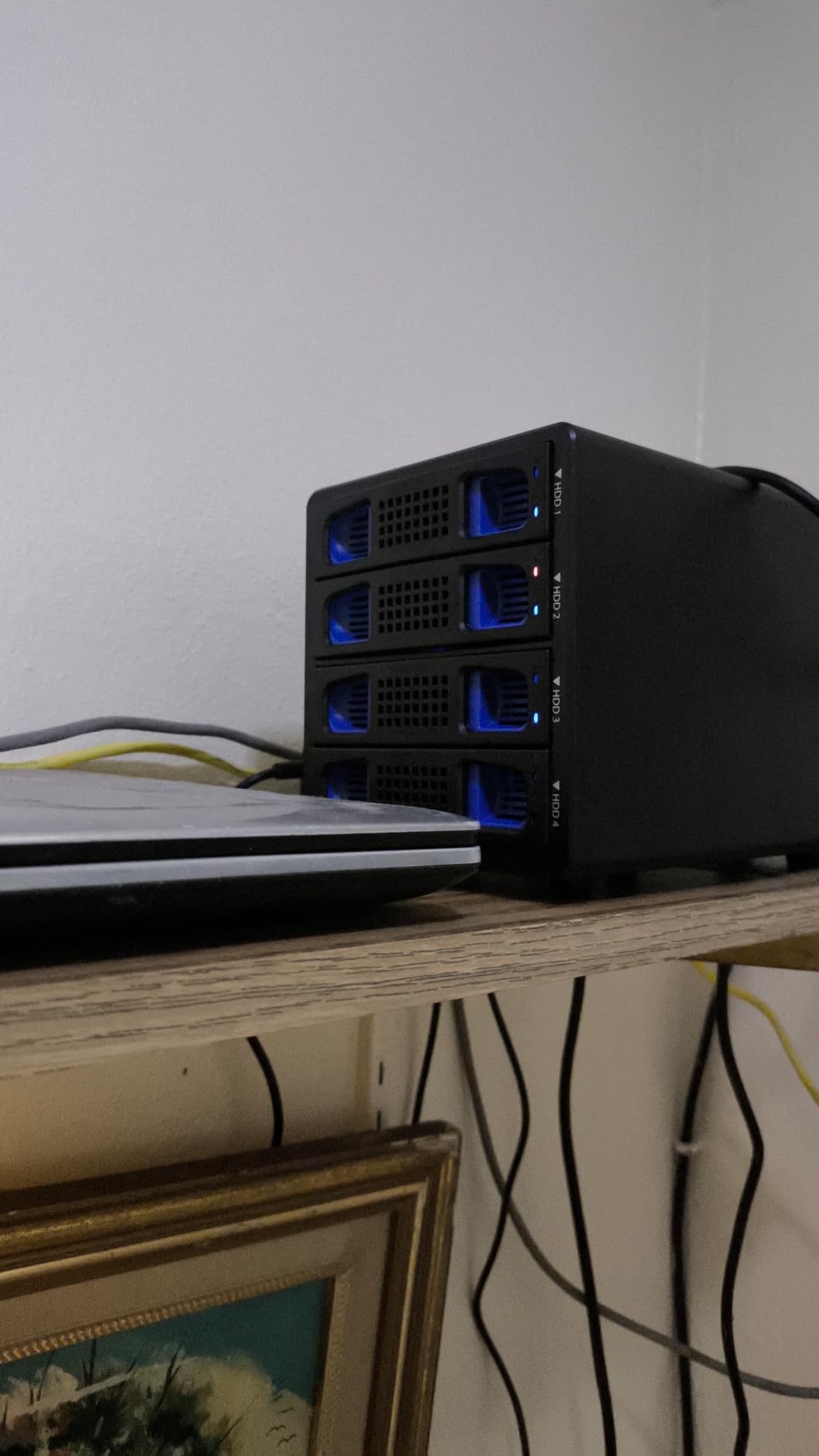CENMATE 4 Bay Hard Drive Enclosure with Cooling Fan for 2.5/3.5