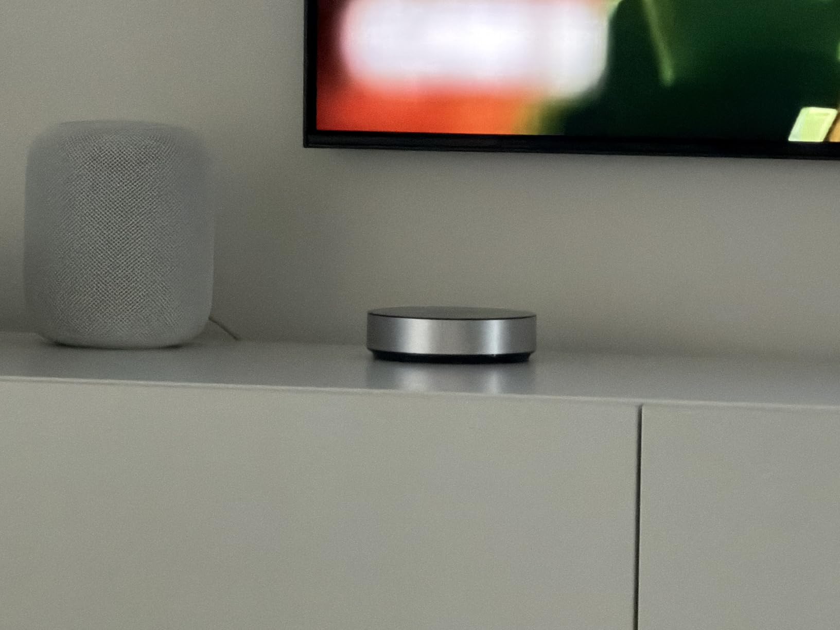 Homey Pro mini | Smart Home Hub for Home Automation - Features Zigbee, Ethernet, Matter & Thread. Compatible with Apple Siri, Amazon Alexa & Google Home. customer photo 2