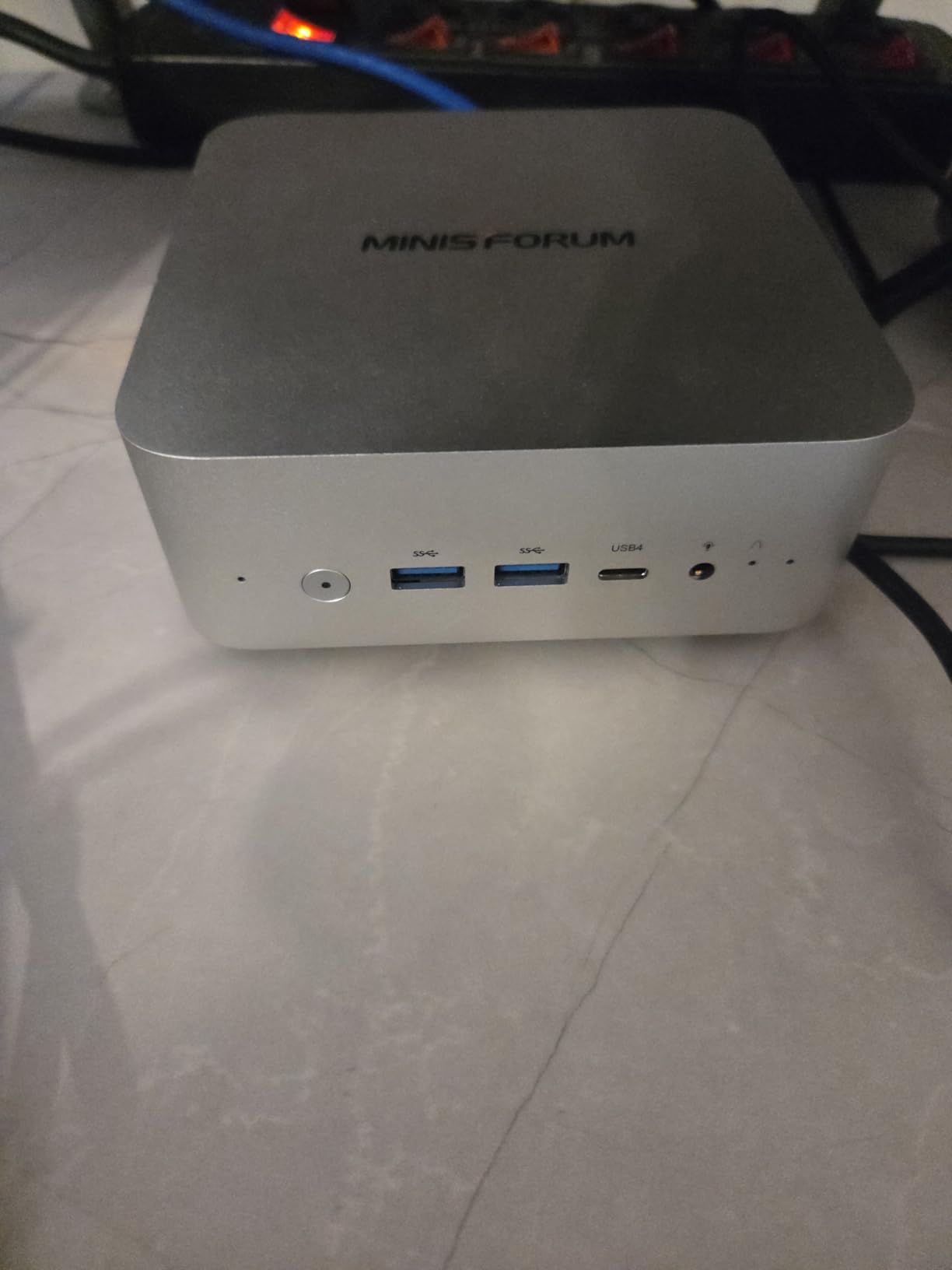 MINISFORUM Mini PC AI X1 Pro AMD Ryzen AI 9 HX370(12Cores/24 Threads)&AMD Radeon 890M Mini Gaming PC,96GB DDR5 2TB SSD,8K Quad Output(HDMI+DP+2xUSB4),Dual 2.5 LAN/WIFI7/BT5.4/Oculink,Copilot PC customer photo 1