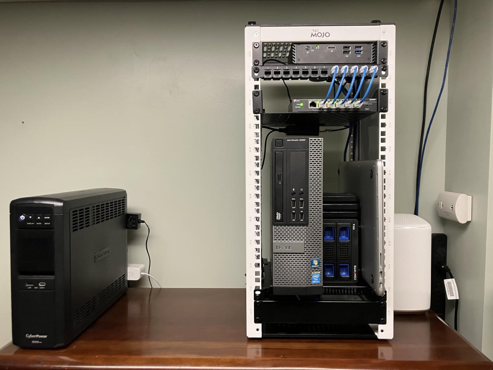 Tecmojo 9U Network Rack, 10 inch Mini Server Rack with 2 Side Translucent Panels & 2 Top Handles, 7.87 inch Deep, for 10 inch IT Equipment & A/V Devices, White customer photo 1