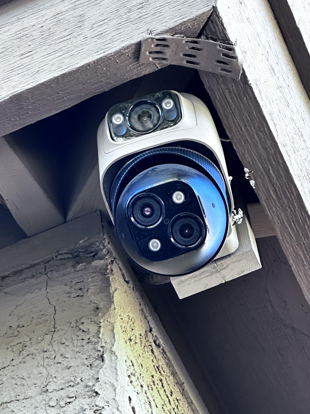 eufy Security 4K NVR System S4 Max, 4-Cam, 2TB HDD, PoE Wired | 24/7 Recording, Triple Lens Bullet-PTZ Cam, 360° PTZ, Up to 16CH, Cross-Cam Tracking, 8x Auto Zoom, Smart Video Search customer photo 2