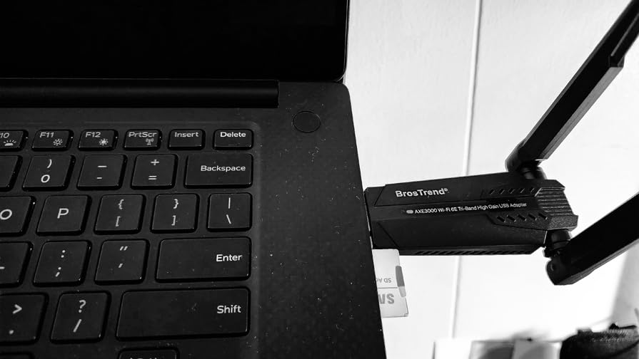 BrosTrend AXE3000 Linux WiFi Adapter Plug & Play for Kernel 5.18+ ver. AX9L | Compatible with Ubuntu, Raspberry Pi OS, Fedora, Kali, Mint, Arch, Debian Windows etc. Tri-Band WiFi 6E 6GHz + 5GHz + 2.4GHz customer photo 2