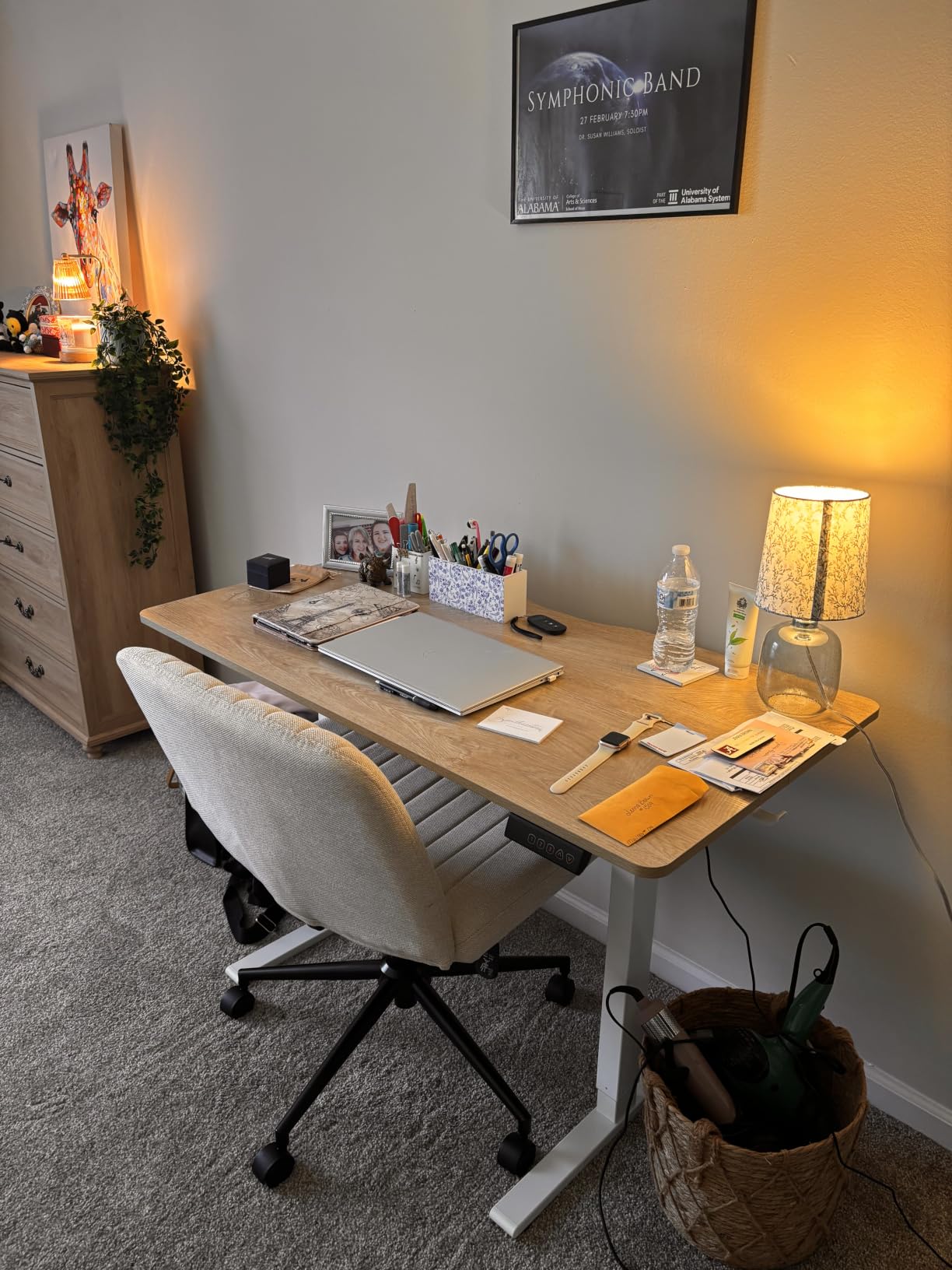 FEZIBO Standing Desk 48 × 24 Inch Electric Height Adjustable, Maple | Sit and Stand Up Adjustable Desk, Home Office Computer Desk with 3 Customizable Memory Presets customer photo 1