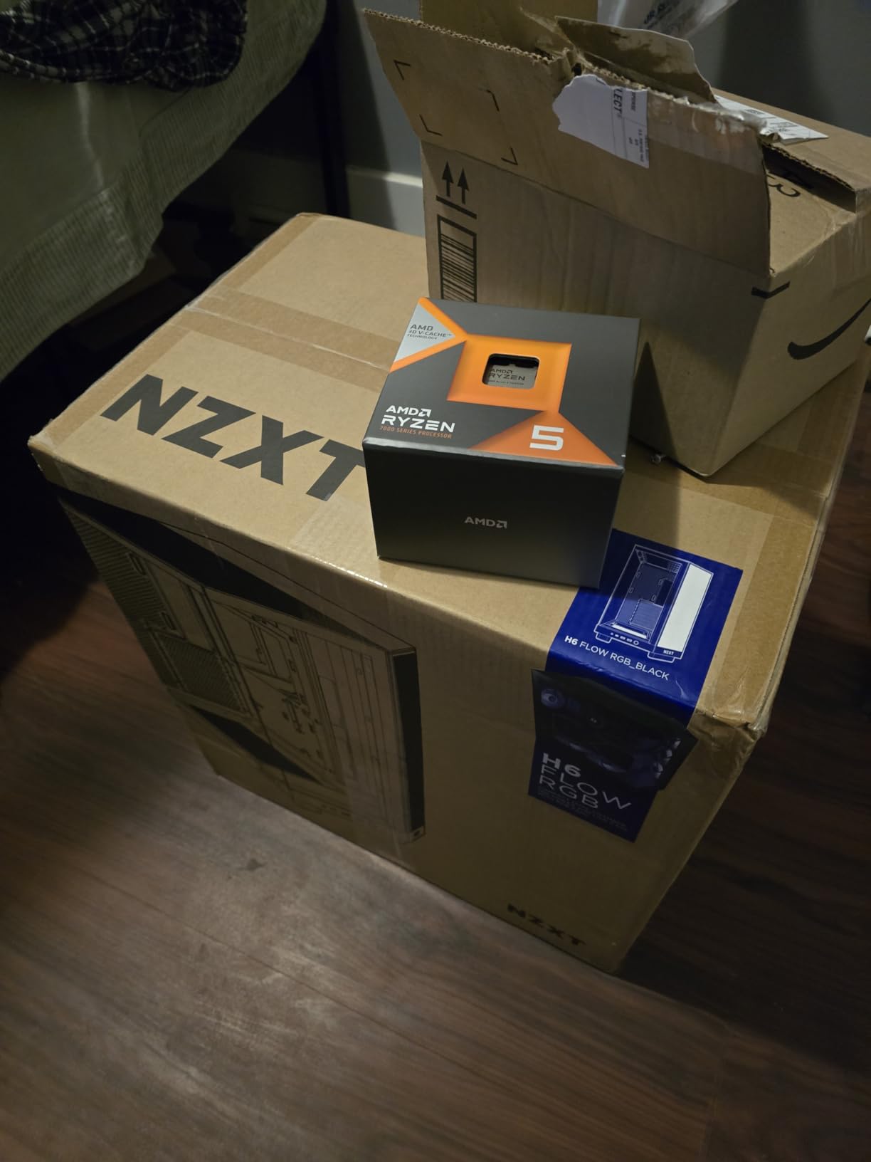 AMD RYZEN 5 7600X3D Raphael AM5 4.1GHZ 6-CORE Boxed Processor - HEATSINK NOT Included customer photo 1