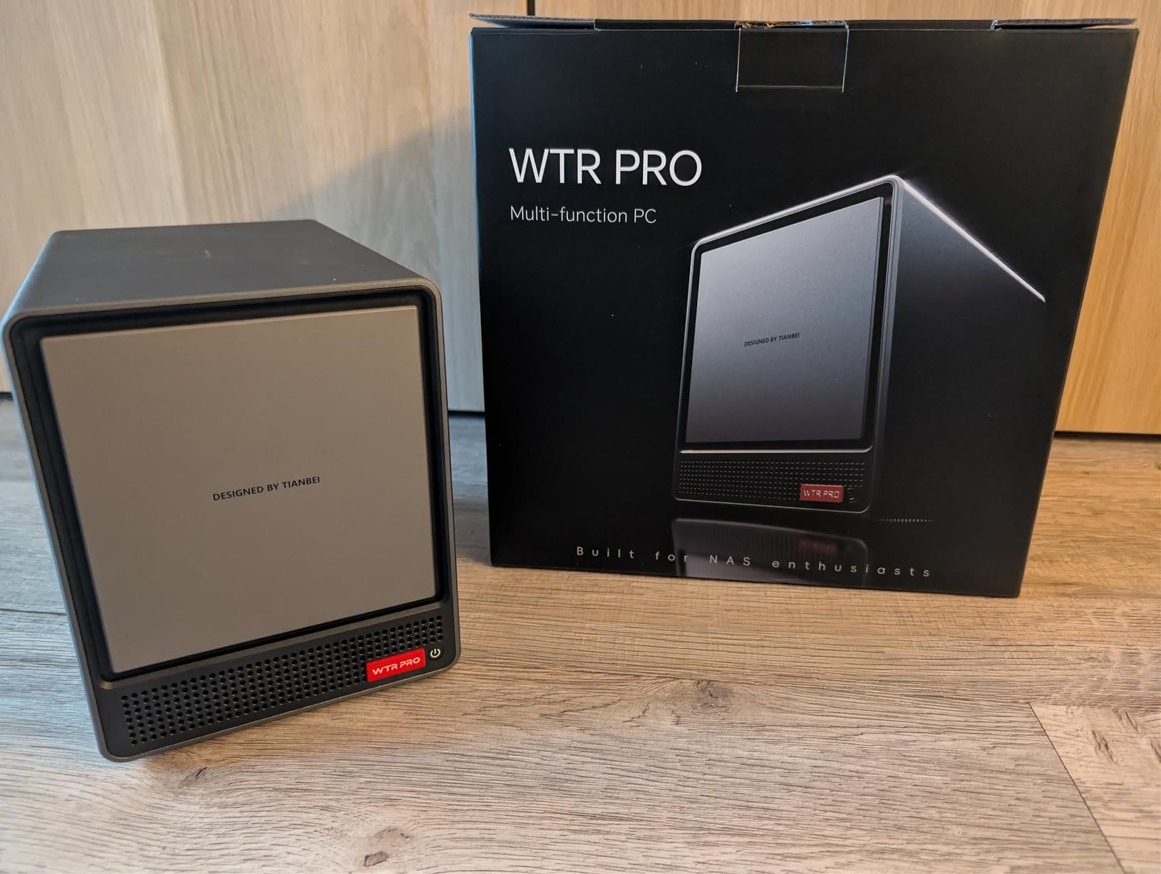 AOOSTAR WTR PRO AMD R7 5825U 4+2 Bays Desktop NAS Without RAM/SSD/OS, with 2*M.2 Slots, 2 * 2.5GB LAN, Supports 3-Screen 4K Display Home Sever/Mini Home Lab customer photo 1