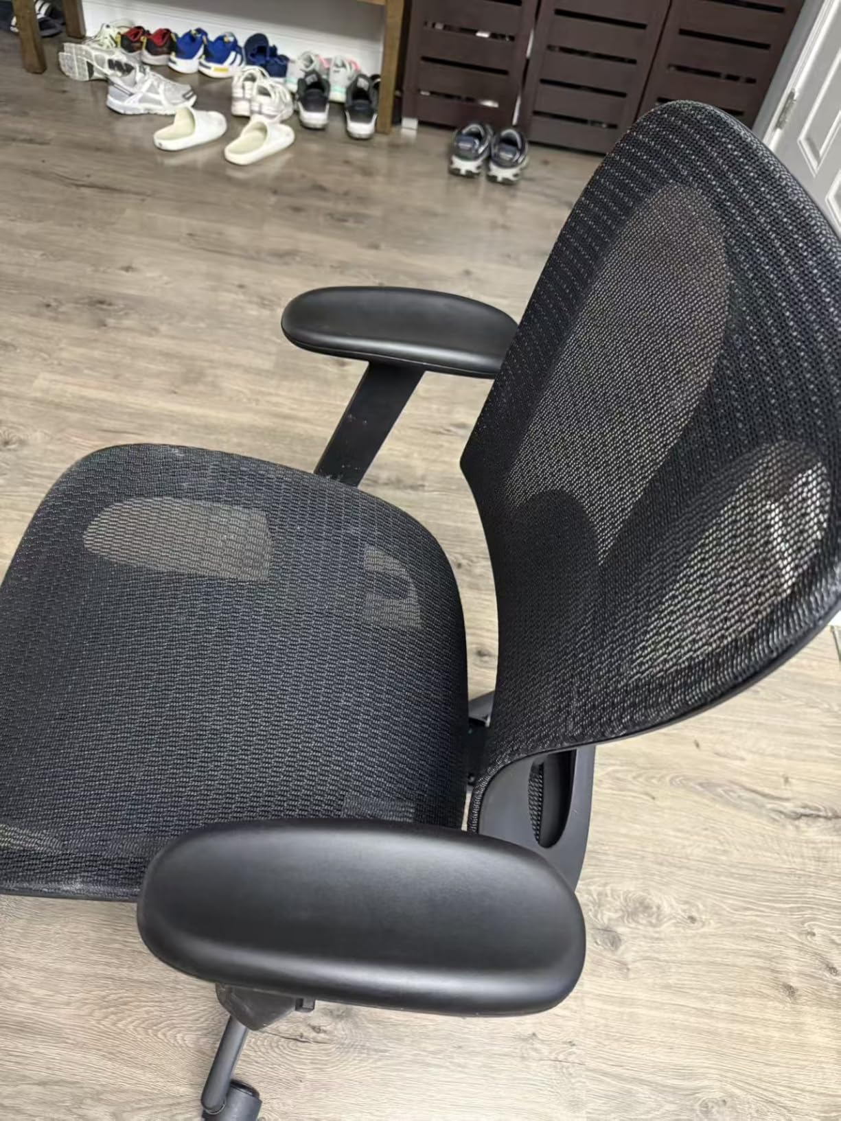 amseatec Ergonomic Mesh Office Chair, Lumbar Support, Task Chair | Butterfly backrest and breathable seating stay cool for 8-10-hour daily use; adjustable armrests suit study, gaming and work customer photo 2