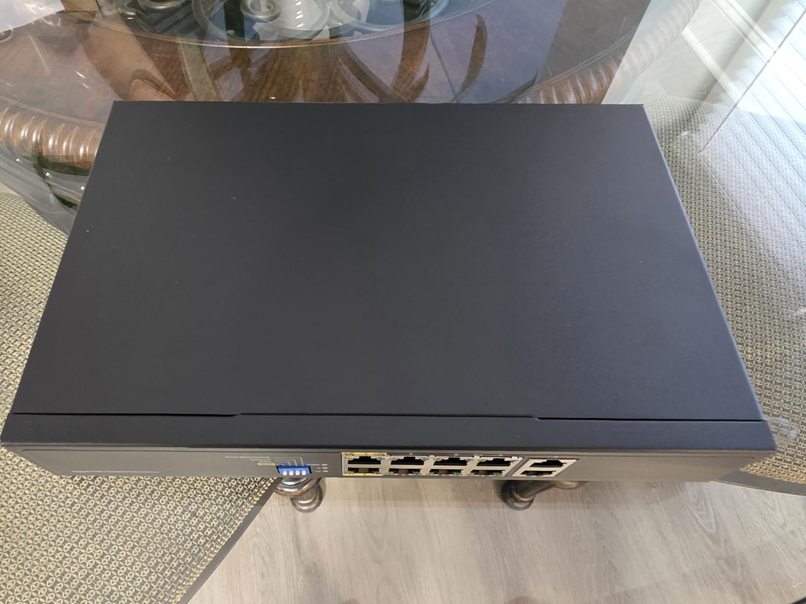 8 Port Full Gigabit PoE++ Switch, 4 BT 90W & 4 AT 30W Ports, 2 Gigabit Uplink, Total Budget 200W, 802.3af/at/bt Compliant, Compatible with PTZ PoE IP Cameras, VOIP Phones, AP, PoE Light customer photo 2