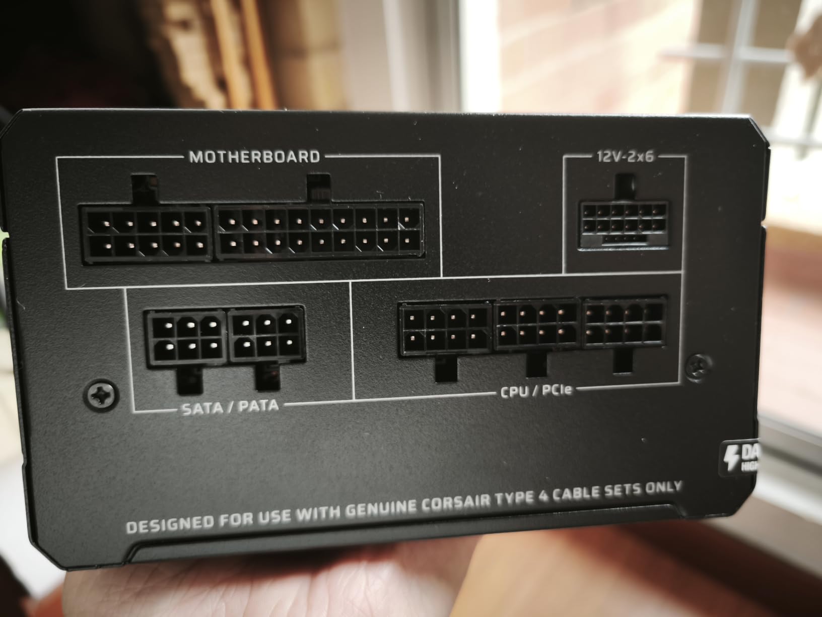 CORSAIR RM750e ATX 3.1 PCIe 5.1 Ready 750W Power Supply - Black | Native 12V-2x6 Cable Included, Low-Noise, Fully Modular, Cybenetics Gold, Modern Standby Mode customer photo 2