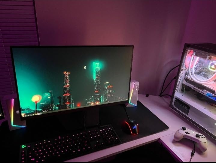 LG 27G610A-B 27-inch Ultragear QHD (2560 x 1440) IPS Gaming Monitor, 200Hz, 1ms, AMD FreeSync Premium, VESA DisplayHDR 400, HDMI, DisplayPort, Tilt/Height/Swivel/Pivot Stand, Black customer photo 1