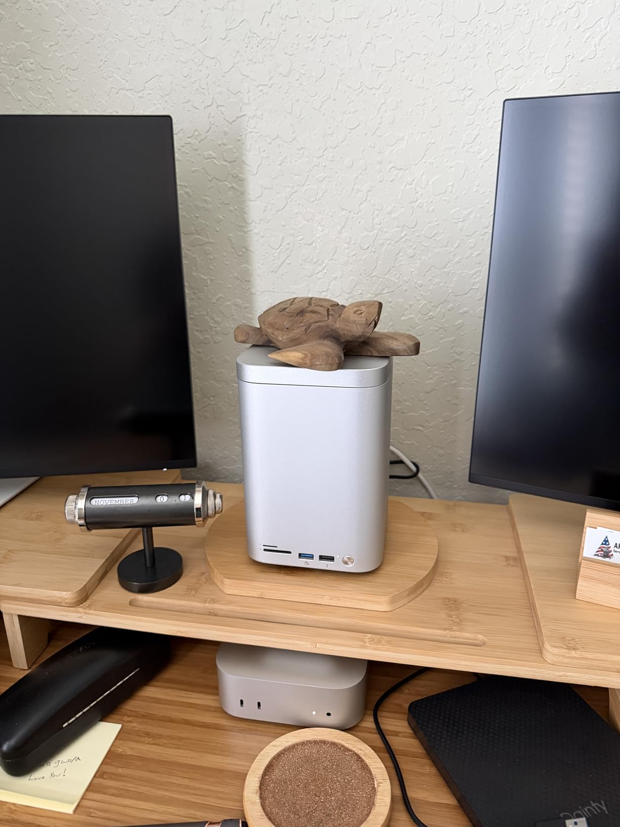 2 Bay 10Gbps RAID Enclosure - Supports 2.5