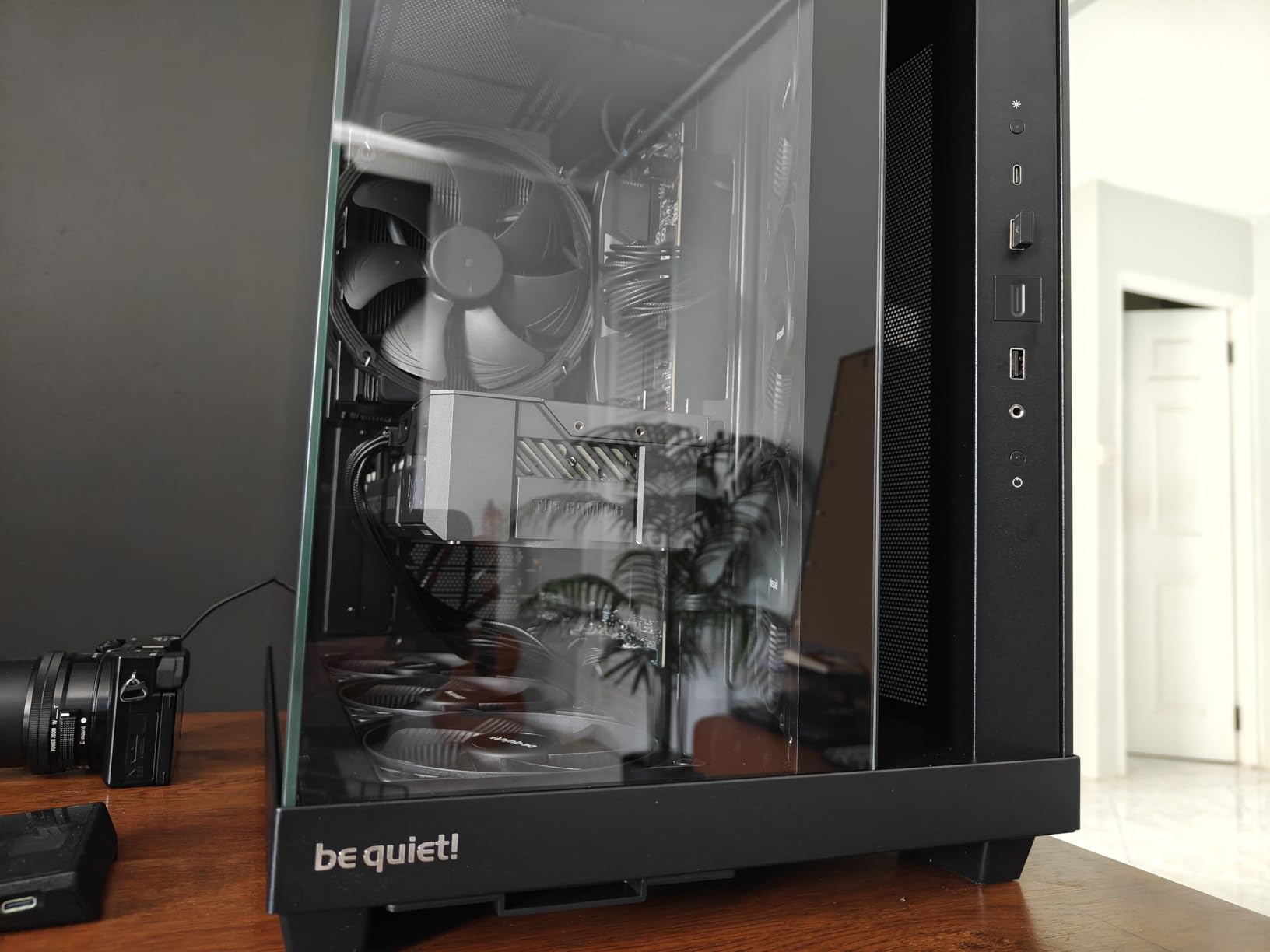 be quiet! Light Base 500 PC Case, Fully Windowed Front and Side Panel, Dual Chamber, Mid Tower Gaming Computer Case, 4 Pure Wings 3 PWM Fans, no RGB, Backside Connector Design customer photo 2