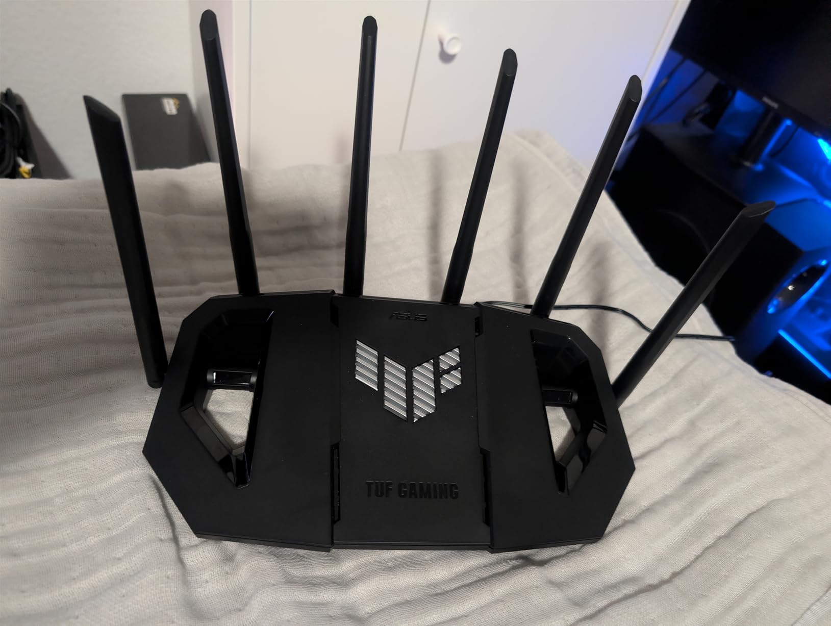 ASUS TUF Gaming BE6500 WiFi 7 Router customer photo 2