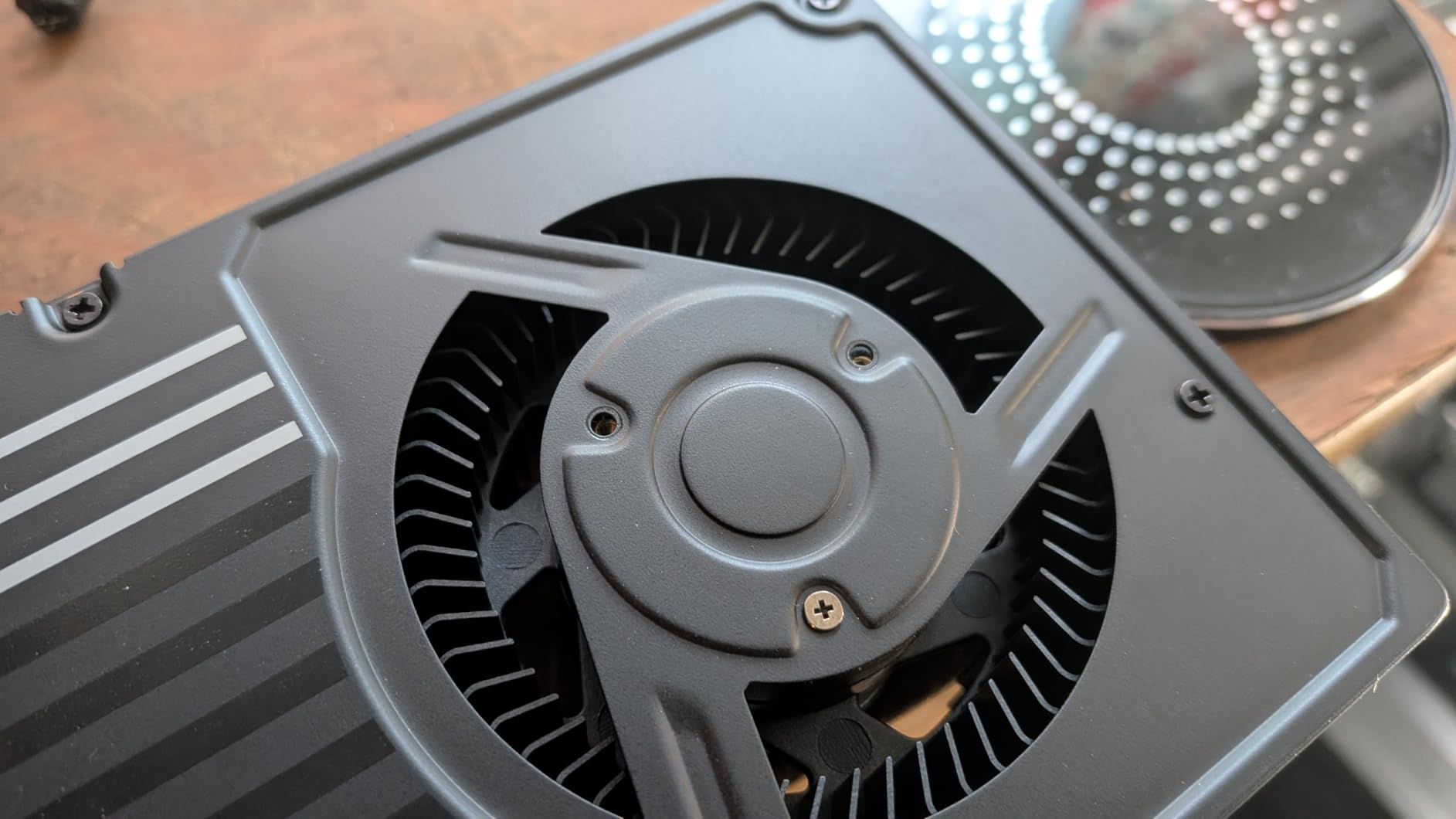 ASRock Radeon AI PRO R9700 Creator 32GB Professional Graphics Card, 2920 MHz Boost Clock, GDDR6, AMD RDNA 4, AI-Accelerators customer photo 1