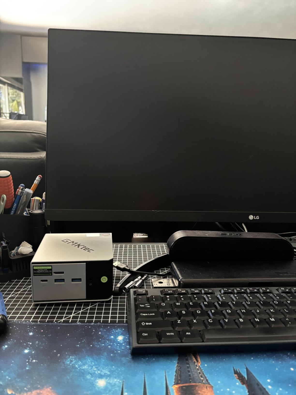 GMKtec Mini PC M8, AMD Ryzen PRO 6650H (6C/12T 4.50GHz), Dual NIC 2.5GbE LAN, 16GB LPDDR5 RAM, 512GB PCIe SSD, Oculink, USB4, HDMI, USB-C customer photo 2