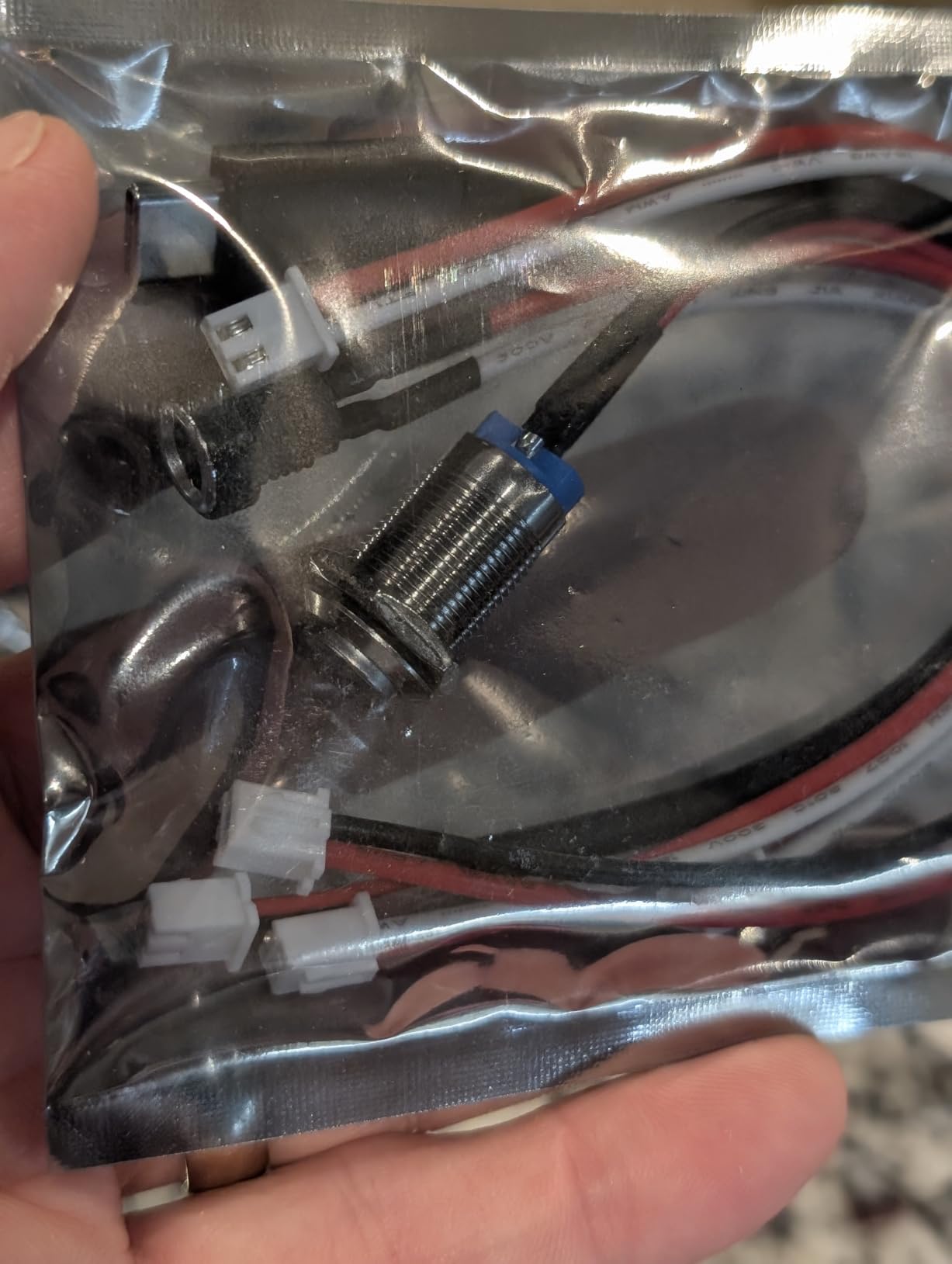 LAFVIN UPS Module 3S for Raspberry Pi/Jetson Nano, 5V 5A Output with Simultaneous Charging customer photo 1