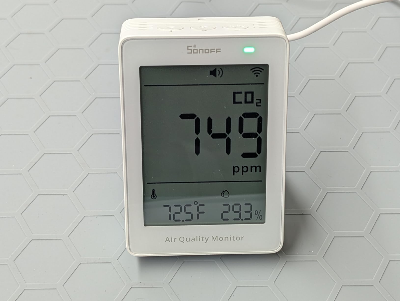 SONOFF AirGuard CO2 SAWF-08P, Smart Indoor Air Quality Monitor, Matter Compatible, 2.4GHz WiFi, CO2 Monitor for CO2/Temp/Humidity, Real-Time Display & Notification, for Bedroom, Nursery Room customer photo 2