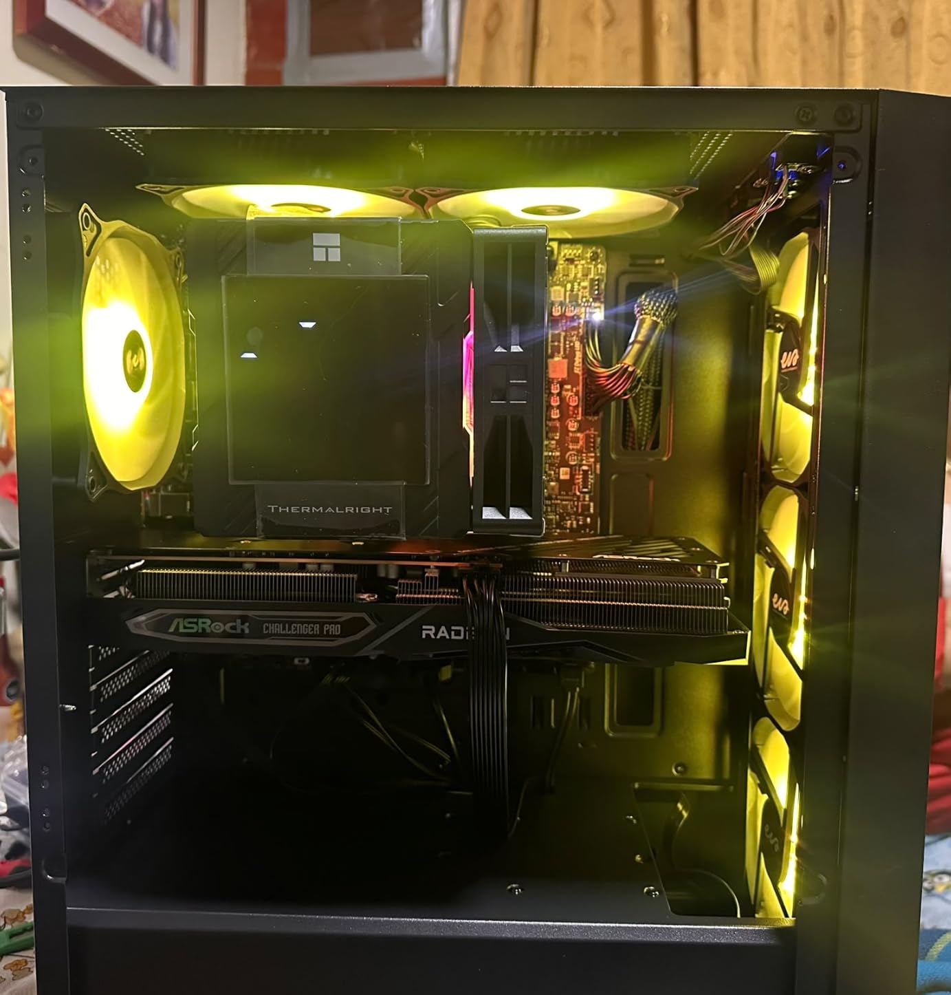 ASRock Radeon RX 7600 Challenger Pro 8GB OC Graphics Card customer photo 1