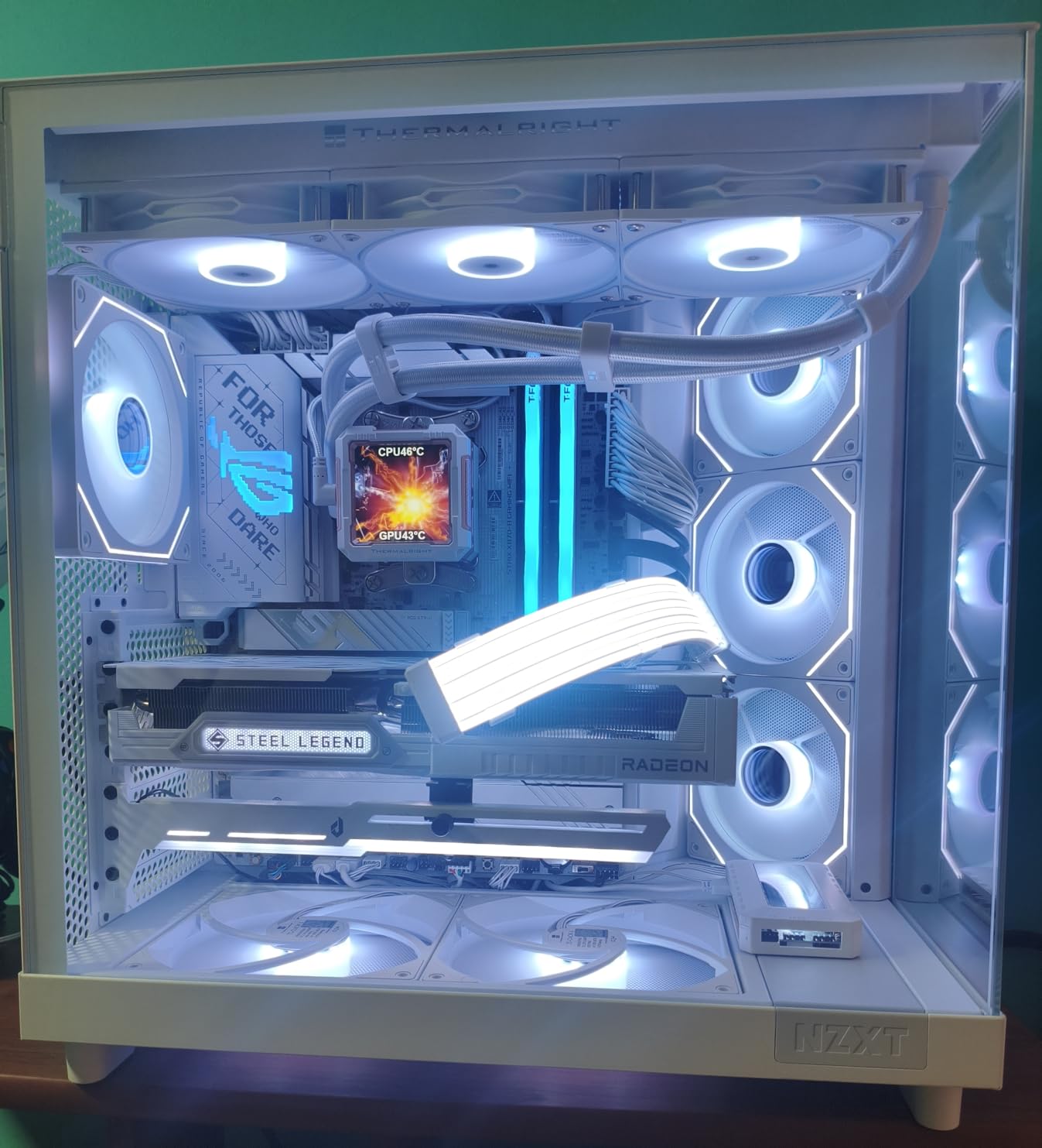 AMD Ryzen 7 9850X3D Desktop Processor customer photo 1