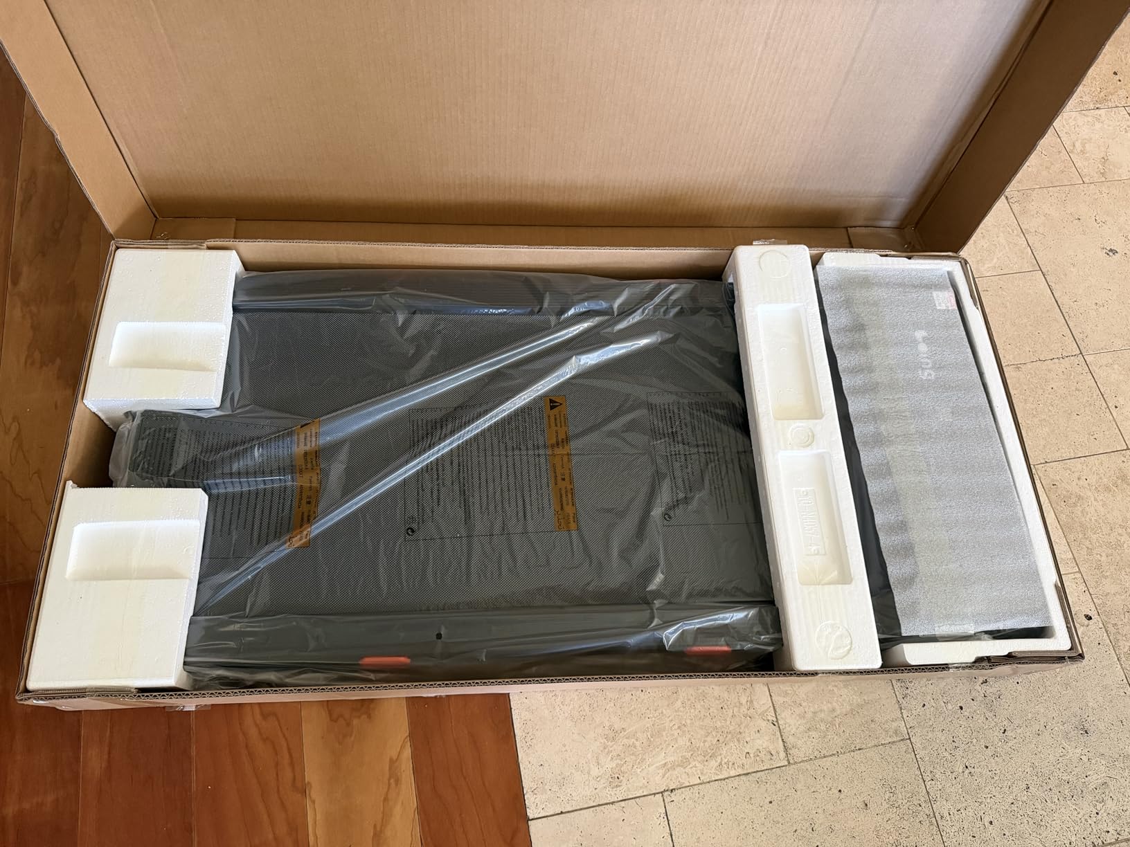 Cybergoing T10 Walking Pad Treadmill Powered By Bosch, Under Desk Treadmill, Fixed 7% Manual Incline, Up to 4 MPH, 2.5HP, 300lb Capacity, App + Remote, 15