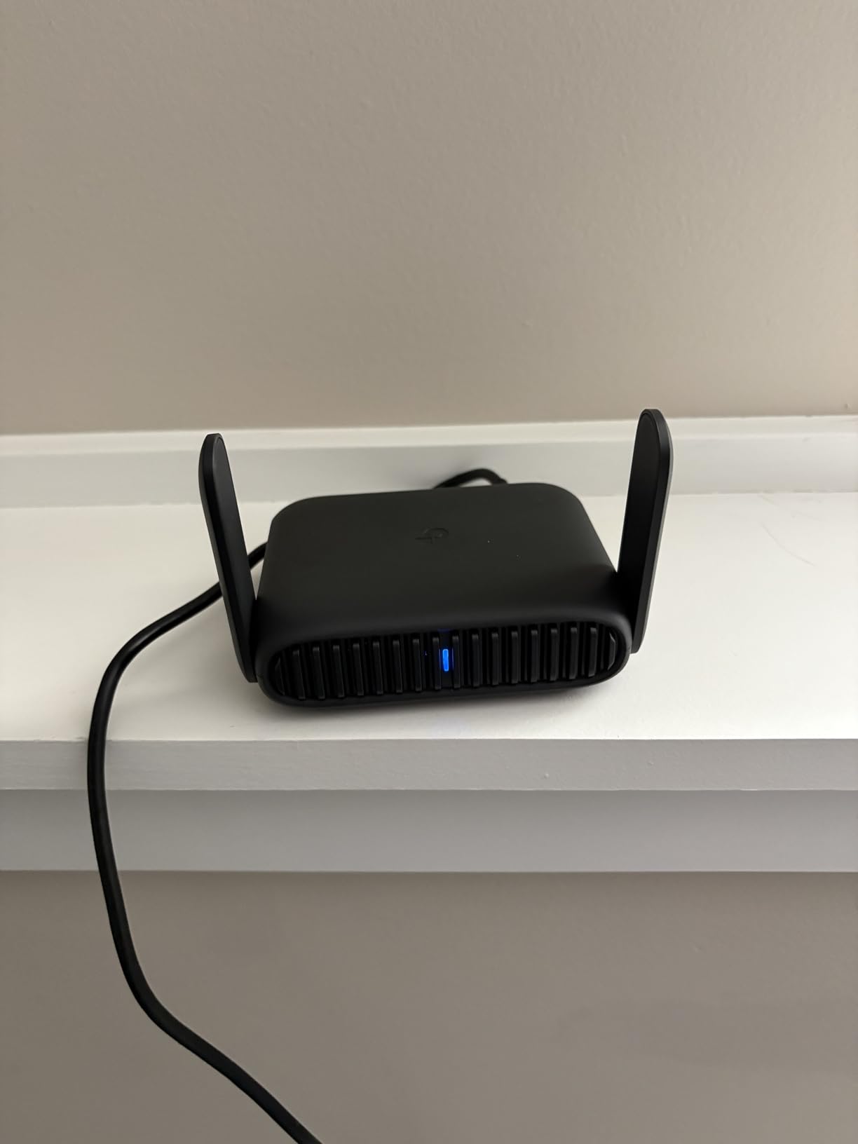 Roam 6 AX1500 Portable Wi-Fi 6 Travel Router Dual-Band USB C 3.0 (TL-WR1512X) customer photo 2