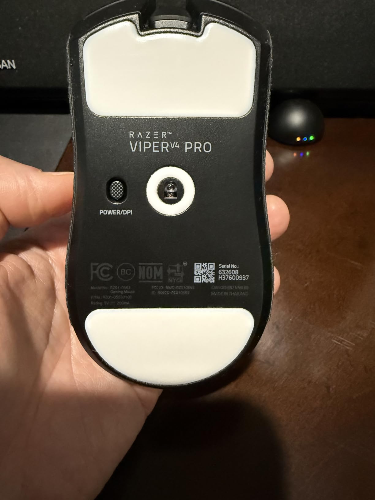 Razer Viper V4 Pro Wireless Esports Gaming Mouse, 49g, 180Hr Battery, Black | Ultra Lightweight, 50K DPI Optical Sensor, 8K Polling, Gen-4 Optical Switches, Scroll Wheel, USB-C Charging, for PC & Mac customer photo 2