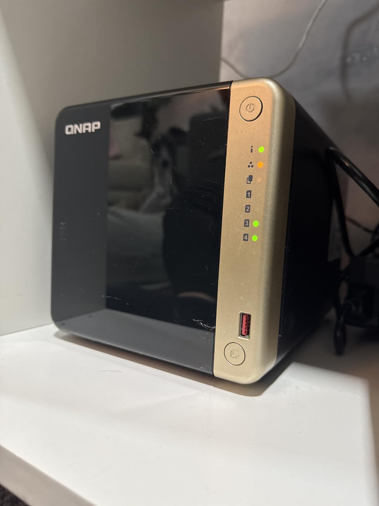 QNAP TS-664-8G-US 6 Bay Desktop NAS | Intel Quad-core Processor, M.2 PCIe Slots, Dual 2.5GbE Network Connectivity, Diskless customer photo 2
