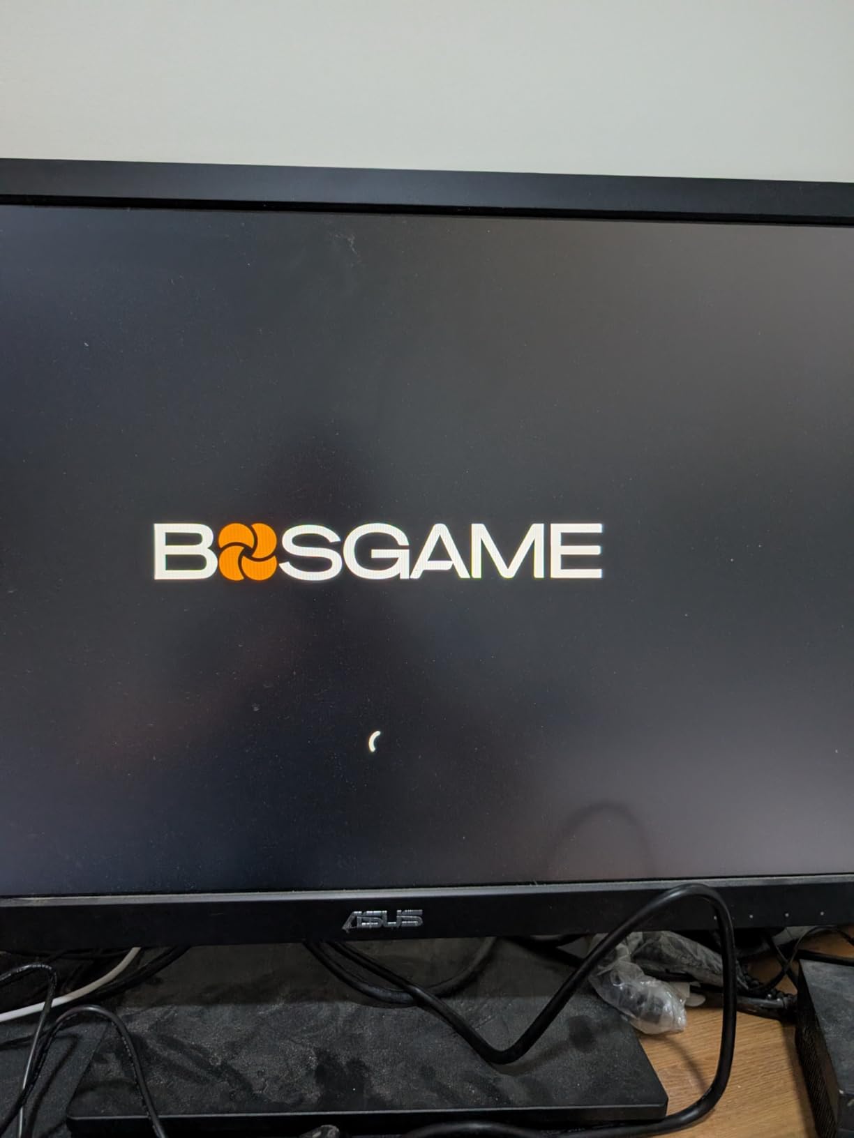 BOSGAME Mini PC M5, Ryzen AI Max+ 395, 128GB LPDDR5 RAM, 2TB NVMe SSD | 126 TOPS AI Workstation with Radeon 8060S, WiFi 7, Dual USB4, and 8K Quad-display Support AI Desktop PC customer photo 1