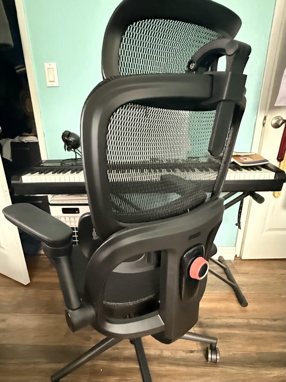 SIHOO B300 Pro Ergonomic Office Chair, Adaptive Lumbar Support, Black | 6D Flip-Up Rotatable Armrests, 3D Wide Headrest, Adjustable seat depth, Breathable Mesh, 135° Recline, High Back customer photo 1