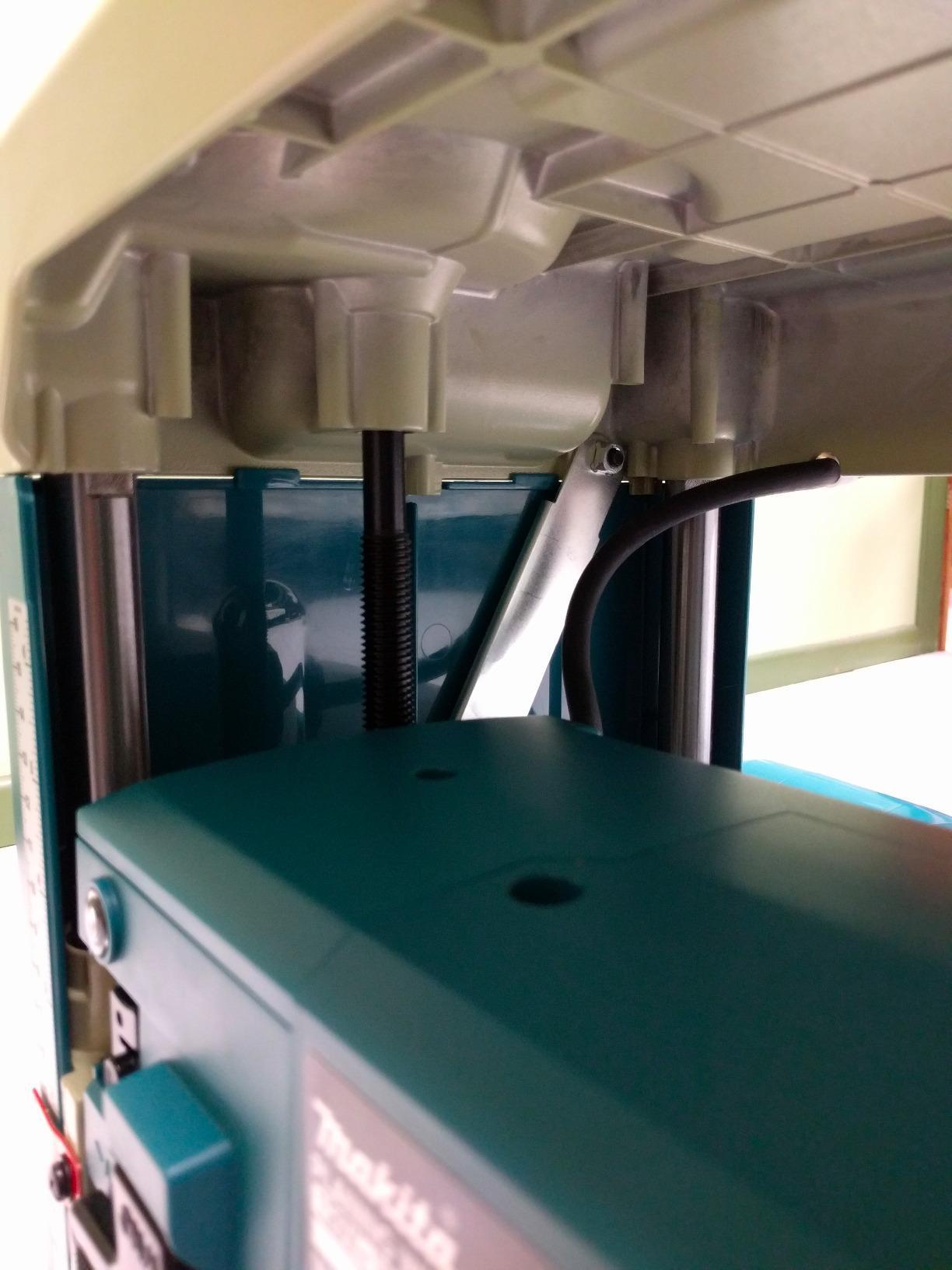 Makita 2012NB 12