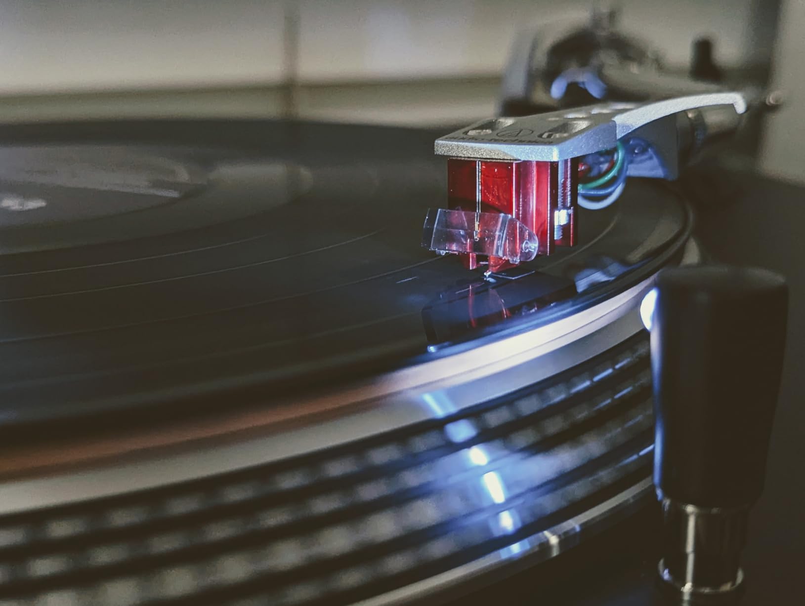 Denon DL-110 High Output Moving Coil Cartridge [Electronics] customer photo 2
