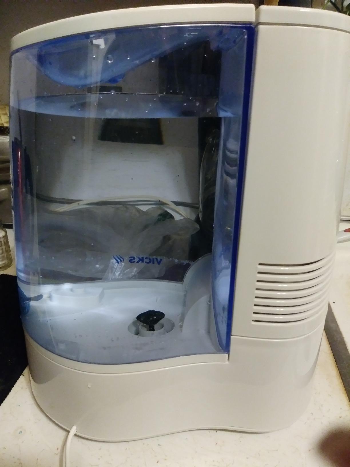 Vicks Warm Mist Humidifier for Small to Medium Rooms, White customer photo 2
