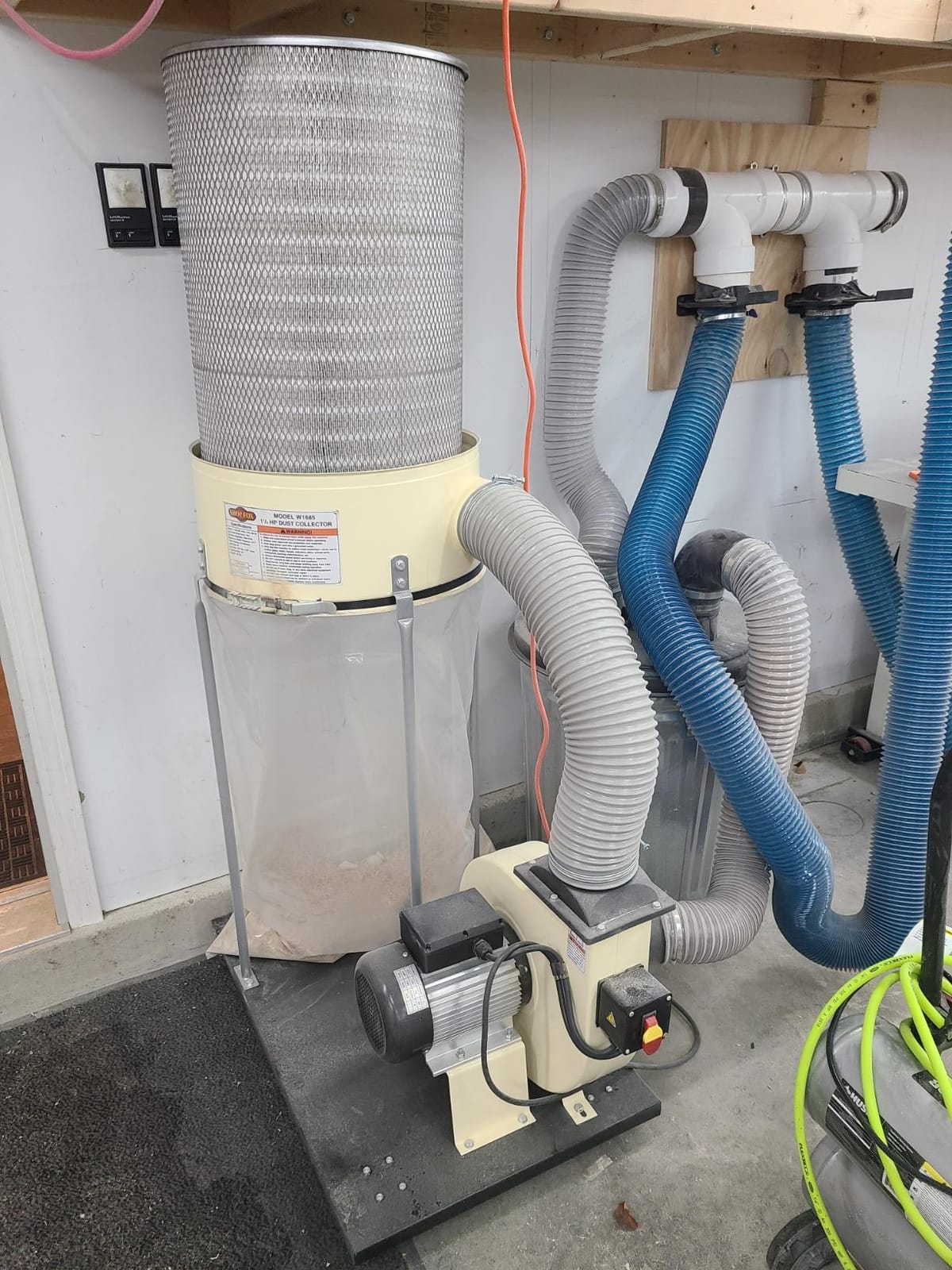 Shop Fox W1685-1-1/2 HP Dust Collector,White customer photo 2