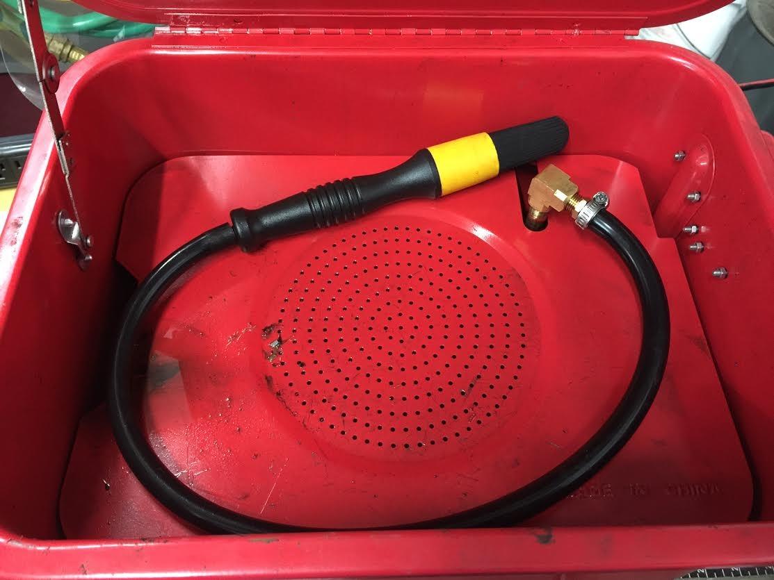 BIG RED T10035 Torin Portable Steel Cabinet Parts Washer with 110V Electric Pump, 3.5 Gallon Capacity, Red customer photo 1