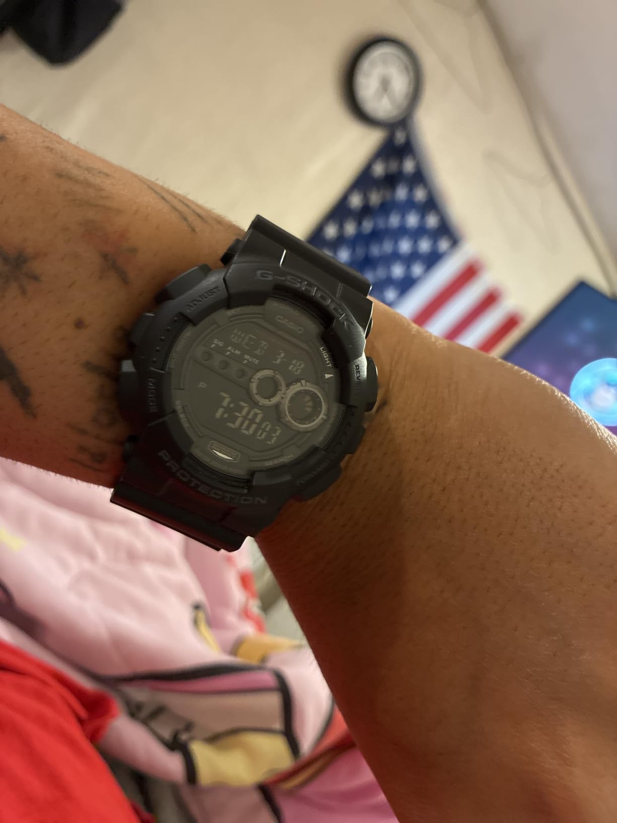 Casio G-Shock GD100-1B | Men's Tough Digital Watch | 200M Water Resistant | High-Brightness LED | Dual Time & 7-Year Battery customer photo 1