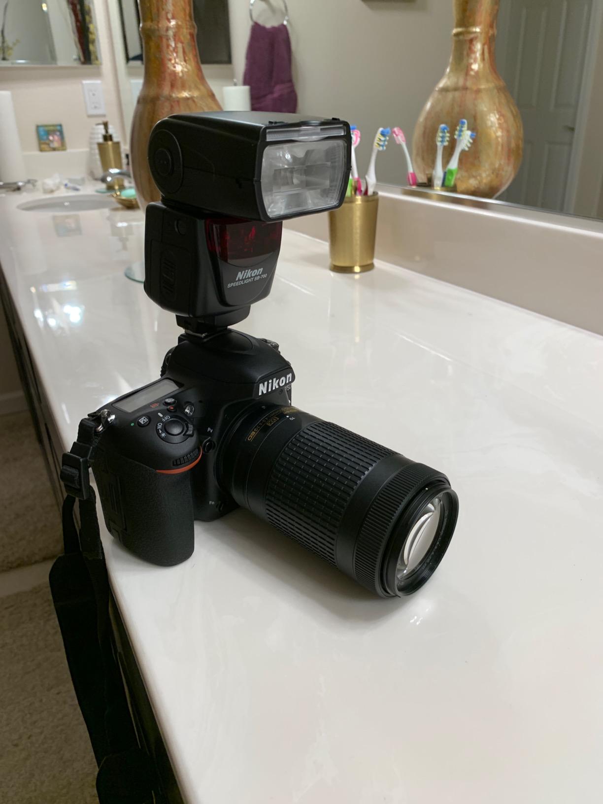 Nikon SB-700 AF Speedlight Flash for Nikon Digital SLR Cameras, Standard Packaging | Standard Packaging customer photo 2