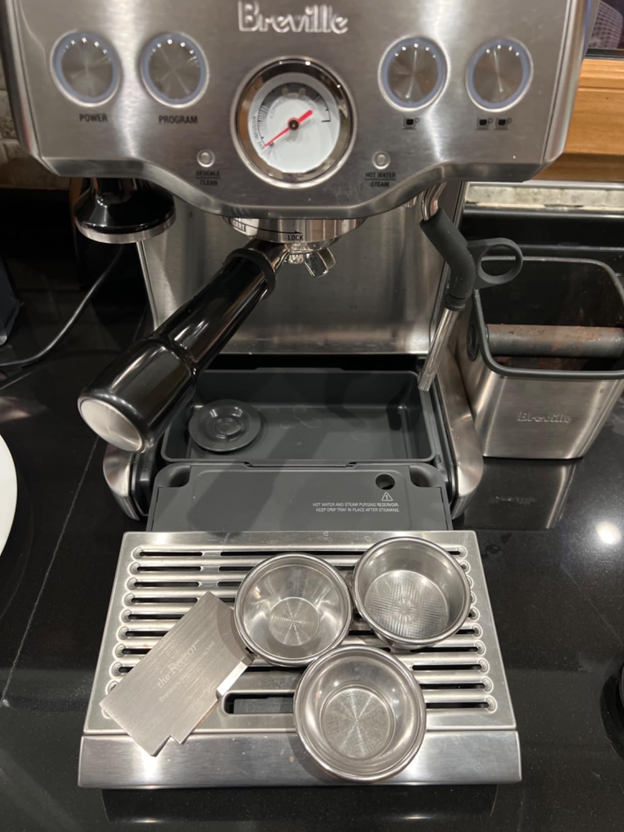 Breville BES840XL Infuser Espresso Machine, Brushed Stainless Steel | Craft café-quality espresso shots, lattes and cappuccinos at home with this precise coffee maker with steam wand customer photo 2