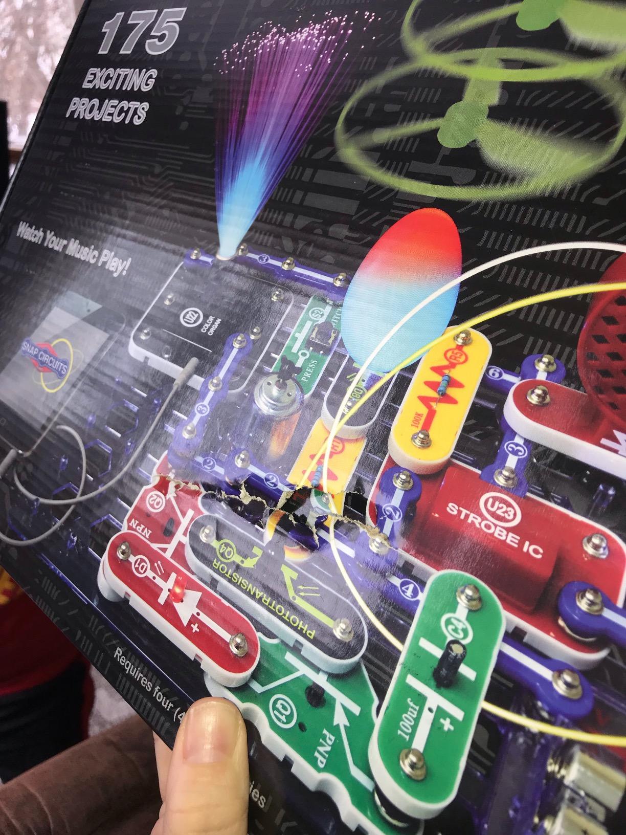 Snap Circuits Light Electronics Exploration Kit | Over 175 Exciting STEM Projects | Full Color Project Manual | 55+ Snap Circuits Parts | STEM Educational Toys for Kids 8+ customer photo 1