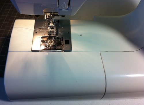 Janome HD3000 Heavy-Duty Sewing Machine with 18 Built-in Stitches + Hard Case customer photo 2