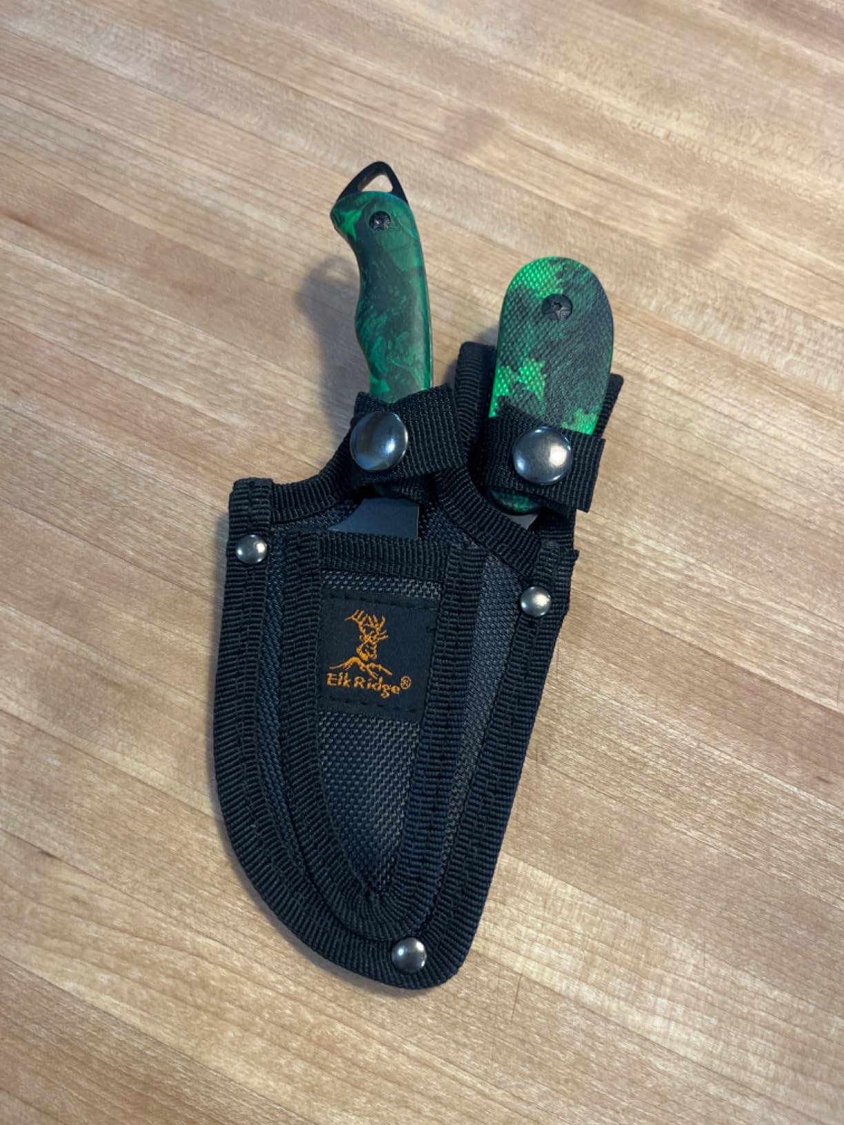 Elk Ridge ER-300 Series, 2-Piece Fixed Blade Hunting Knife Set with Gut Hook and Caping Knife, 3Cr13MoV Steel, Wood Handle, Nylon Sheath, 7 Inch and 6.4 Inch (Camo) customer photo 2